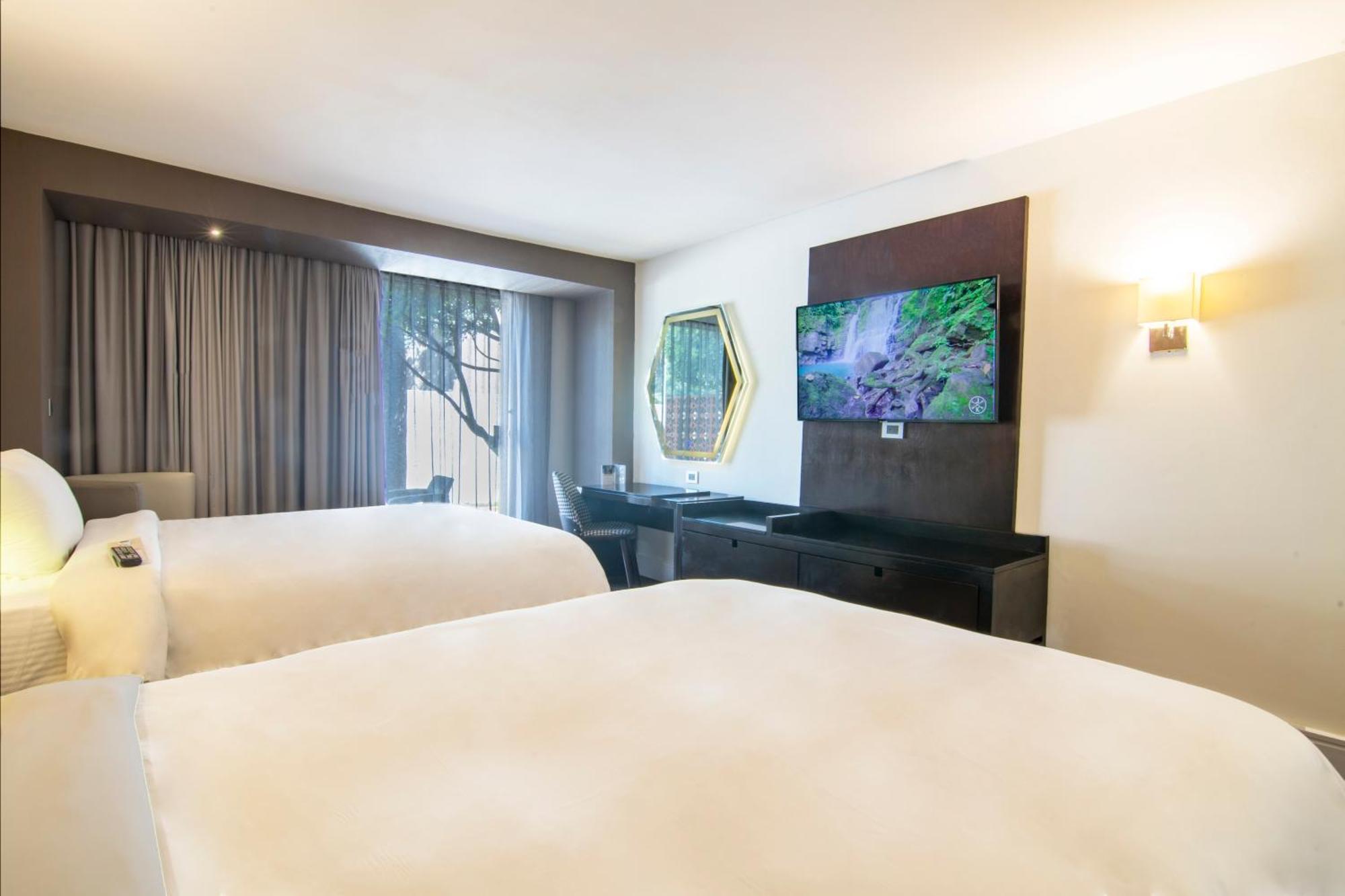 Lucerna Hotel