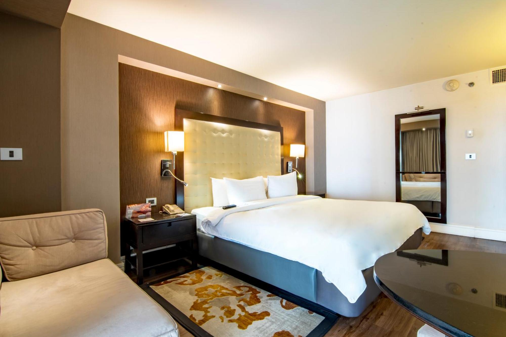 Lucerna Hotel