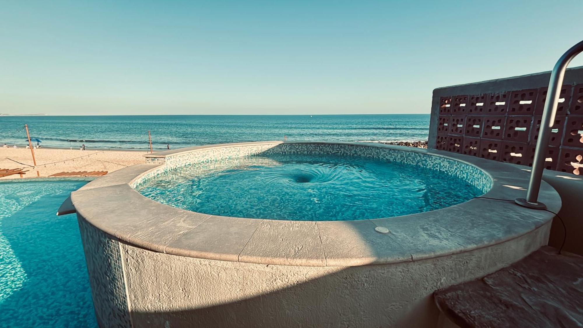 Oceanfront Living & Surfing In Cabo Paradisiacal 2br San Jose del Cabo