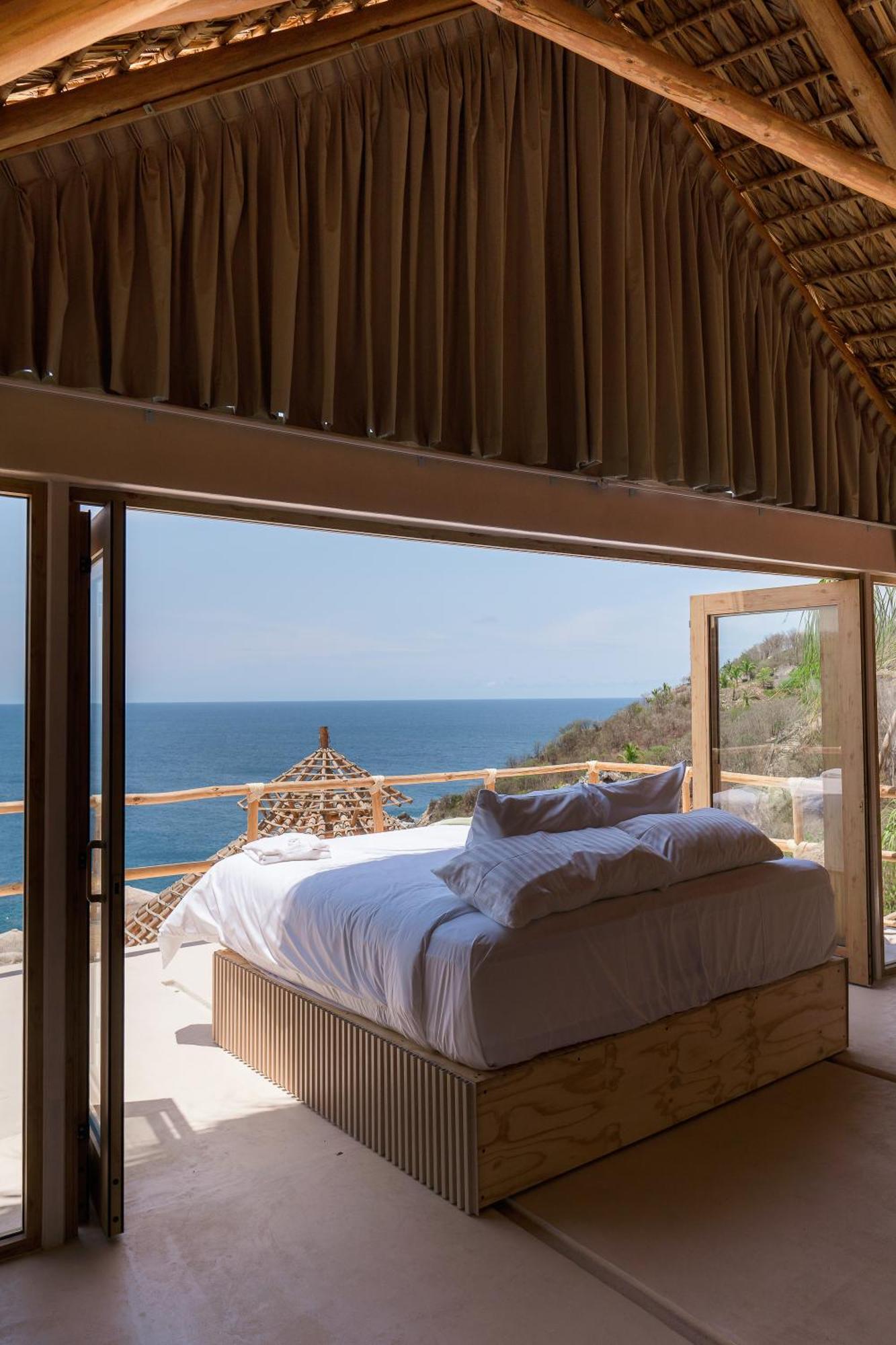 Hotel Xeno Boutique 4*