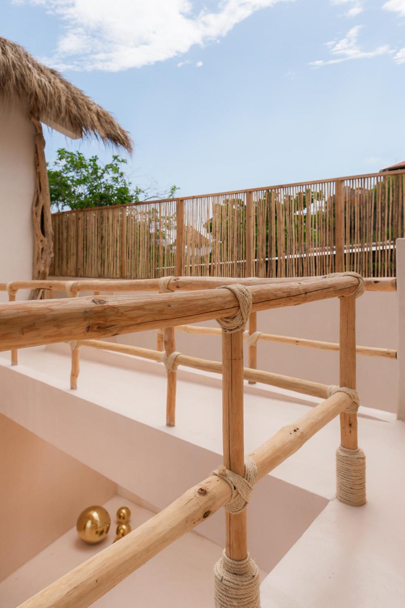 Xeno Boutique Hotel