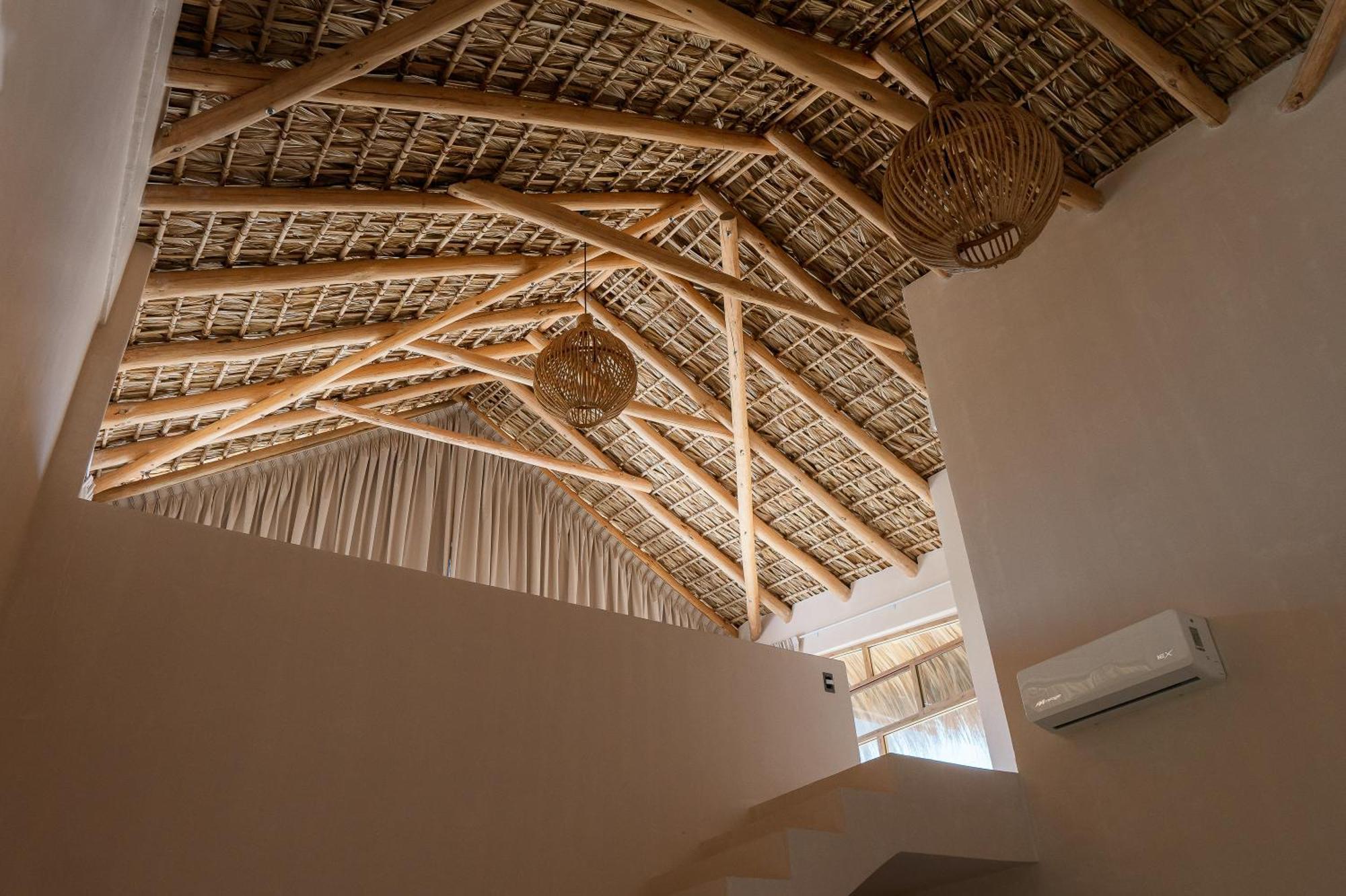 Xeno Boutique Hotel 4*