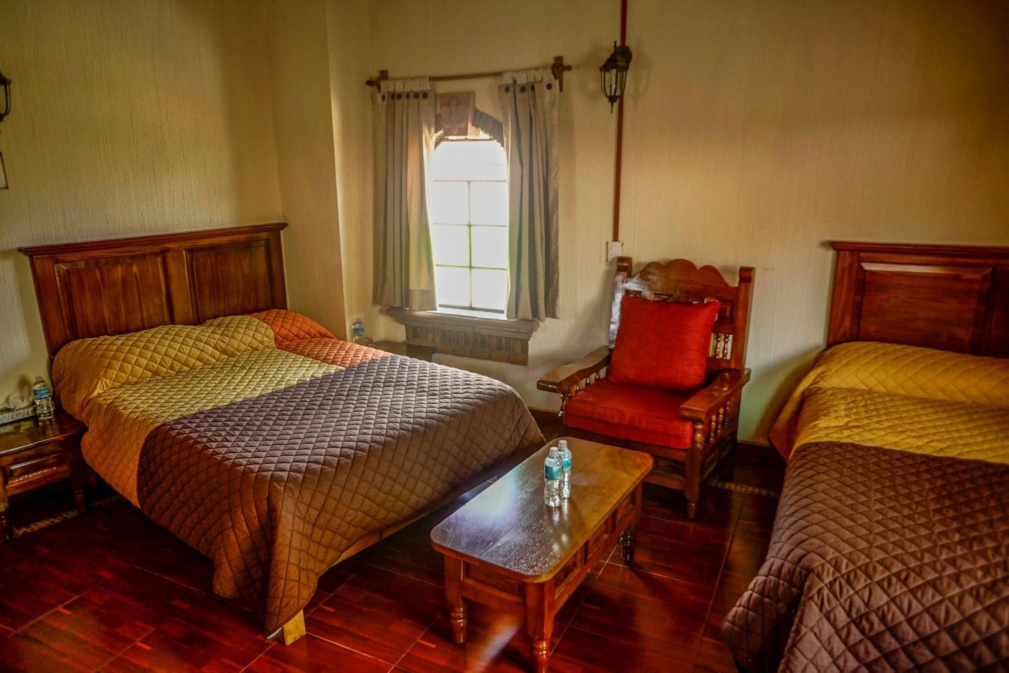 Hotel San Miguel *