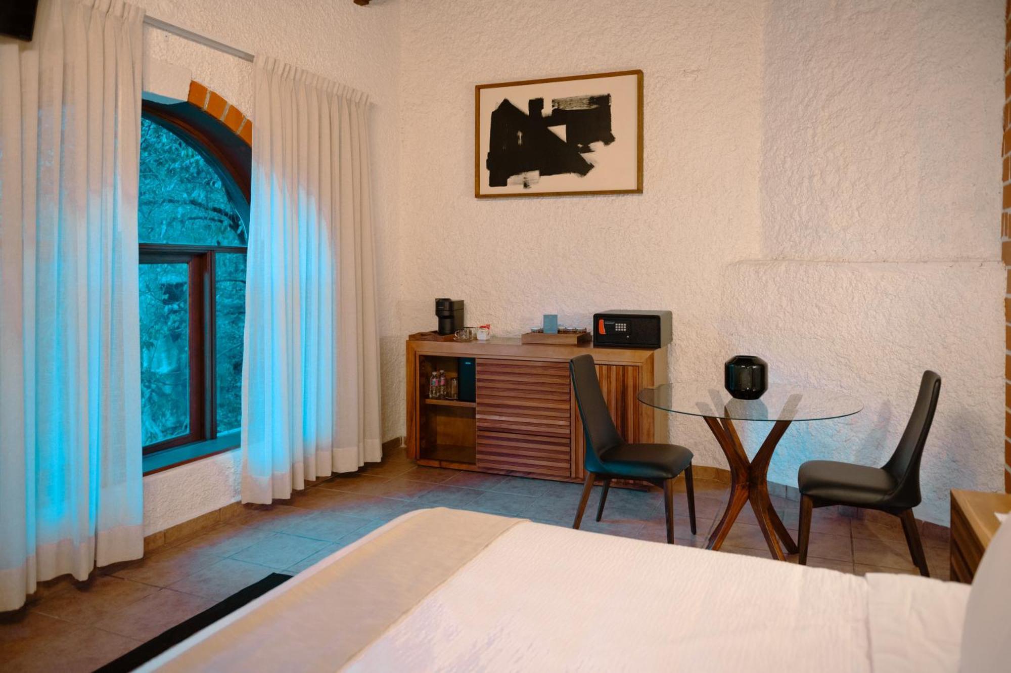 Botaniq Boutique Hotel