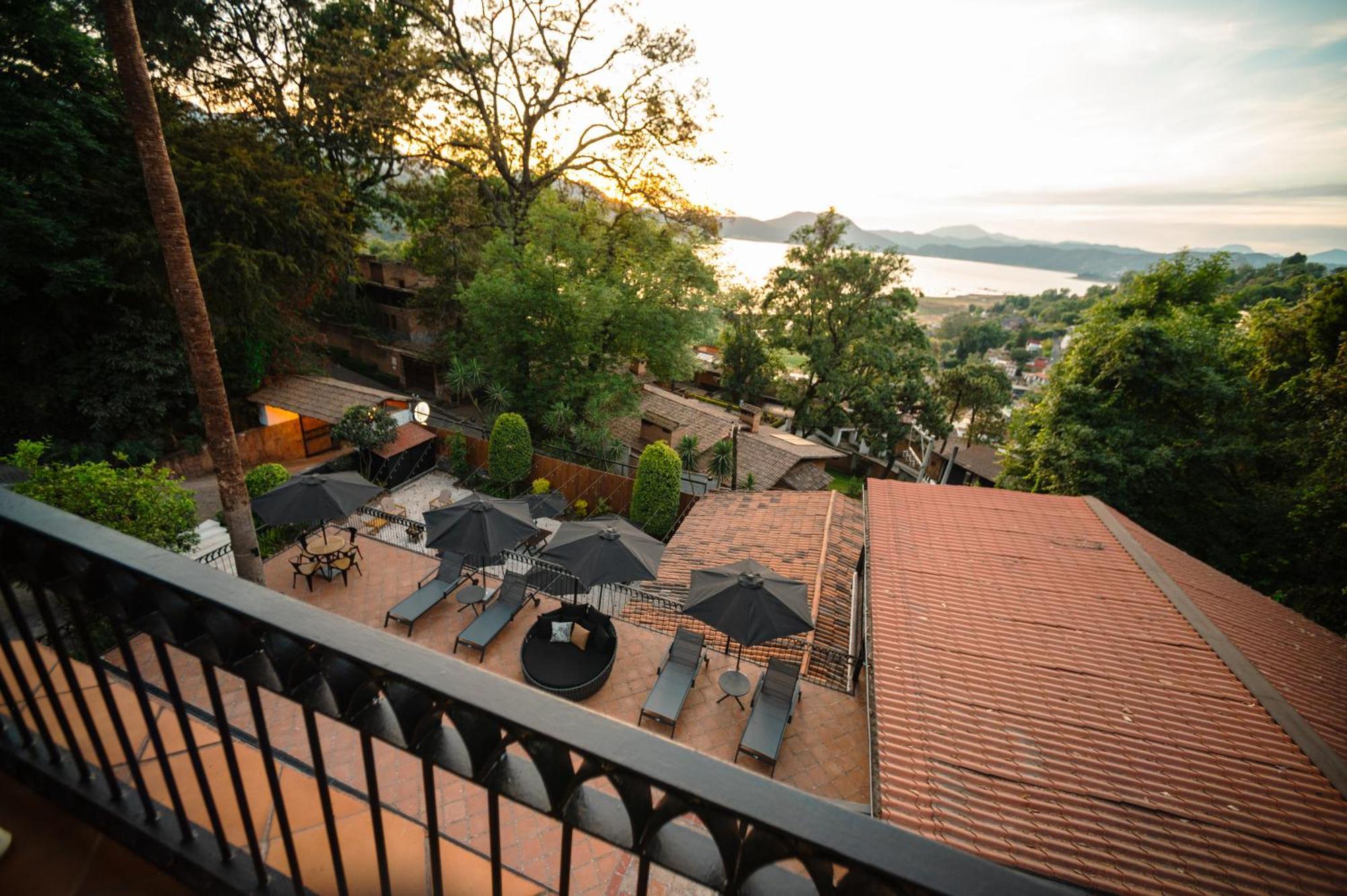 Botaniq Boutique Hotel