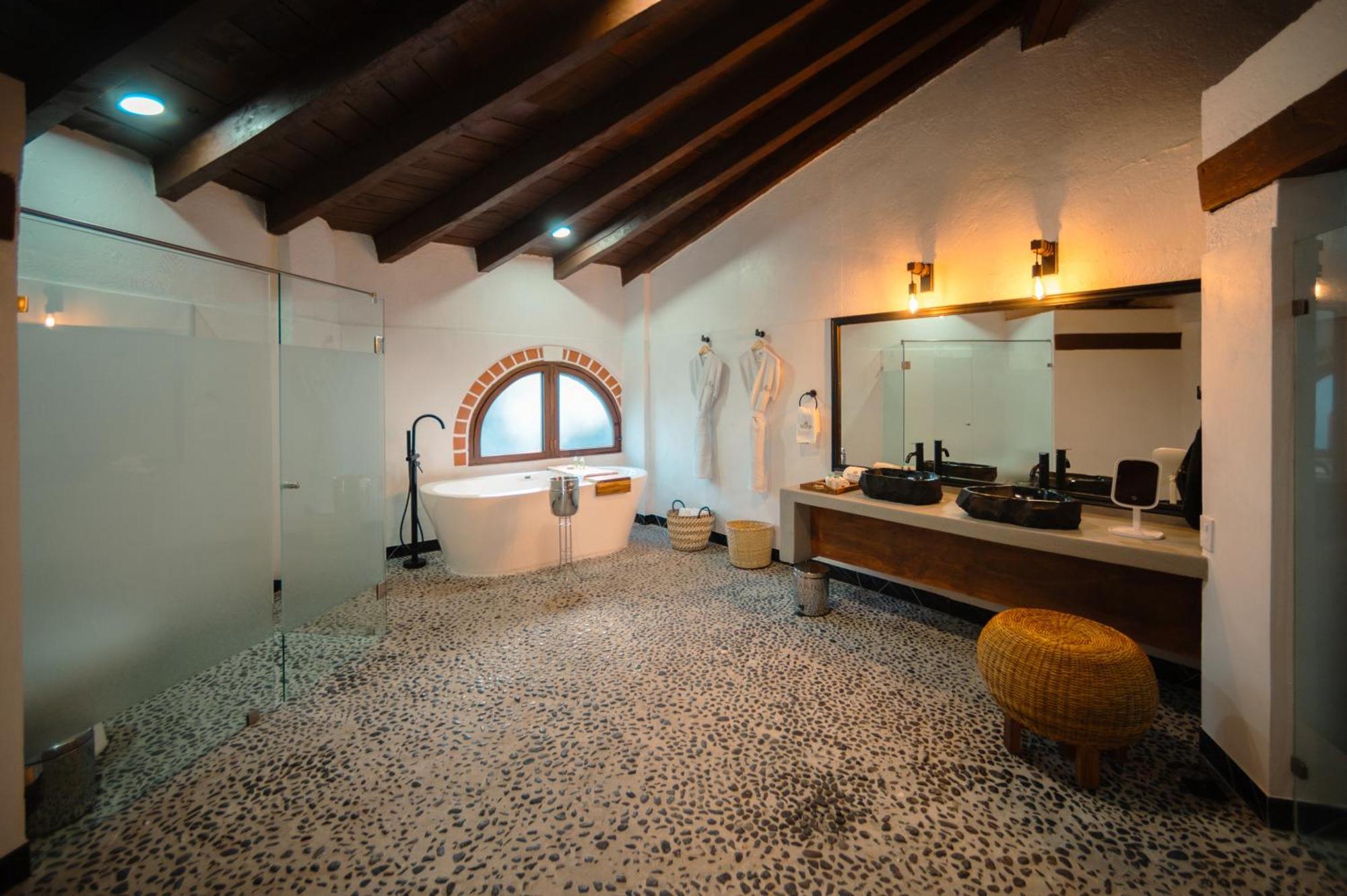 Botaniq Boutique 5*