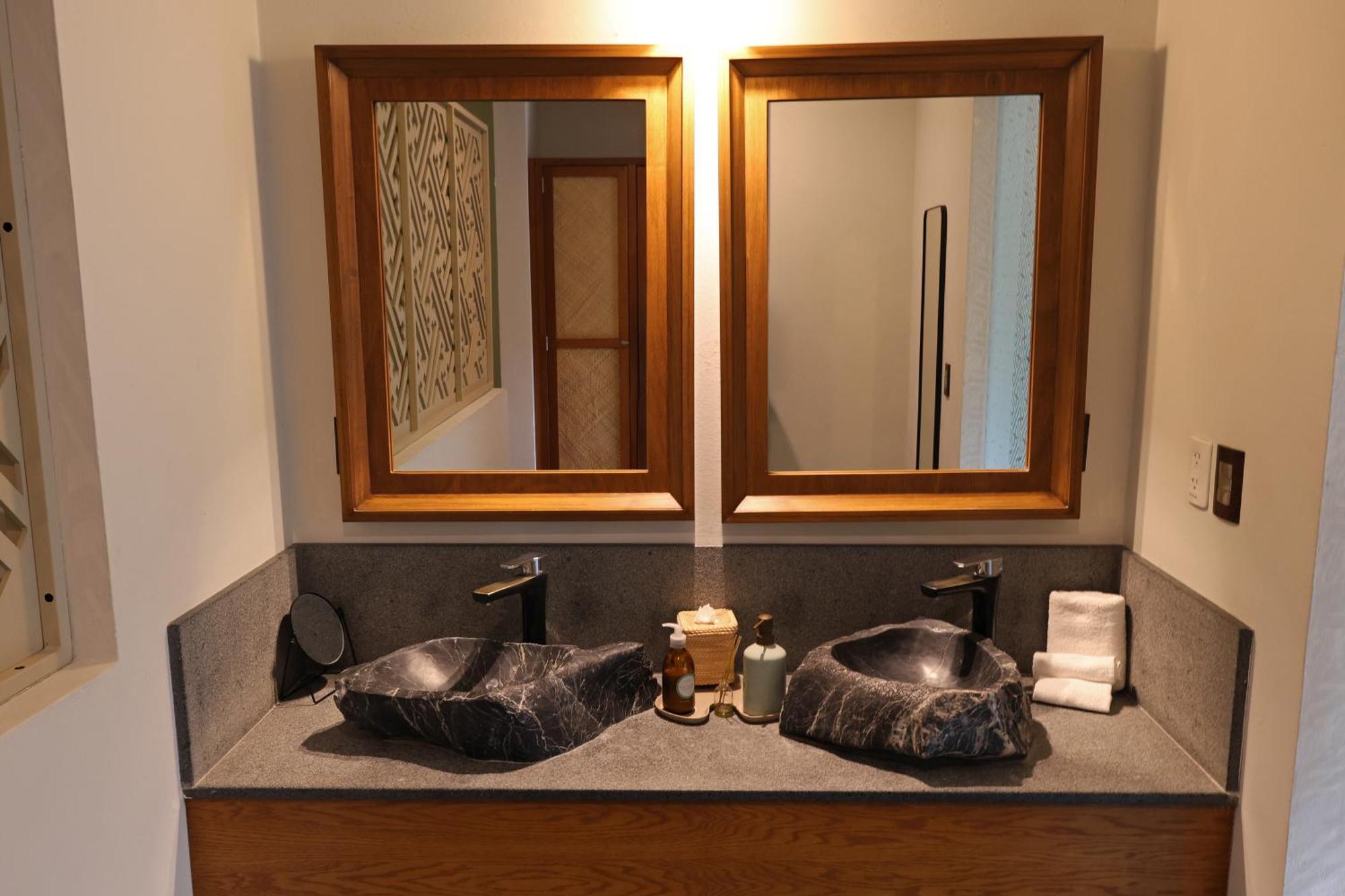 Hotel Soul Spring Sanctuary