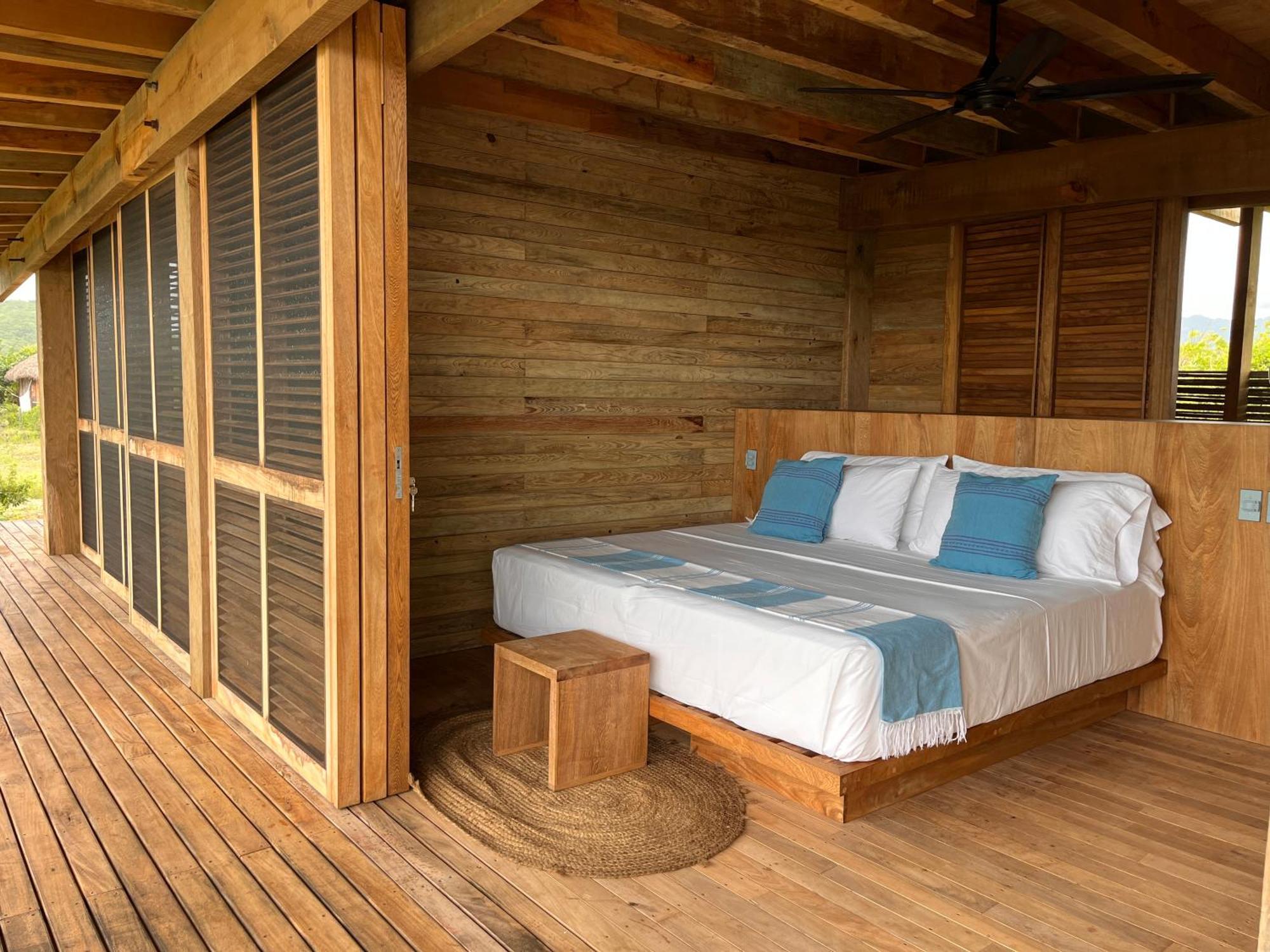 Hotel Punta Pajaros 5*