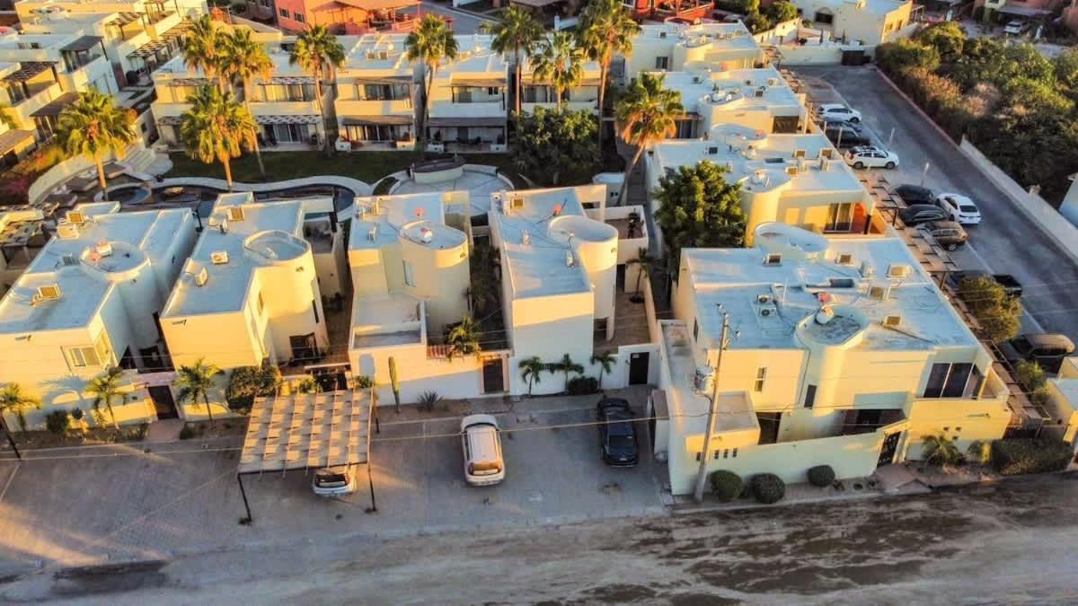 To Enjoy Easy And Fun Center Of Cabos Villa