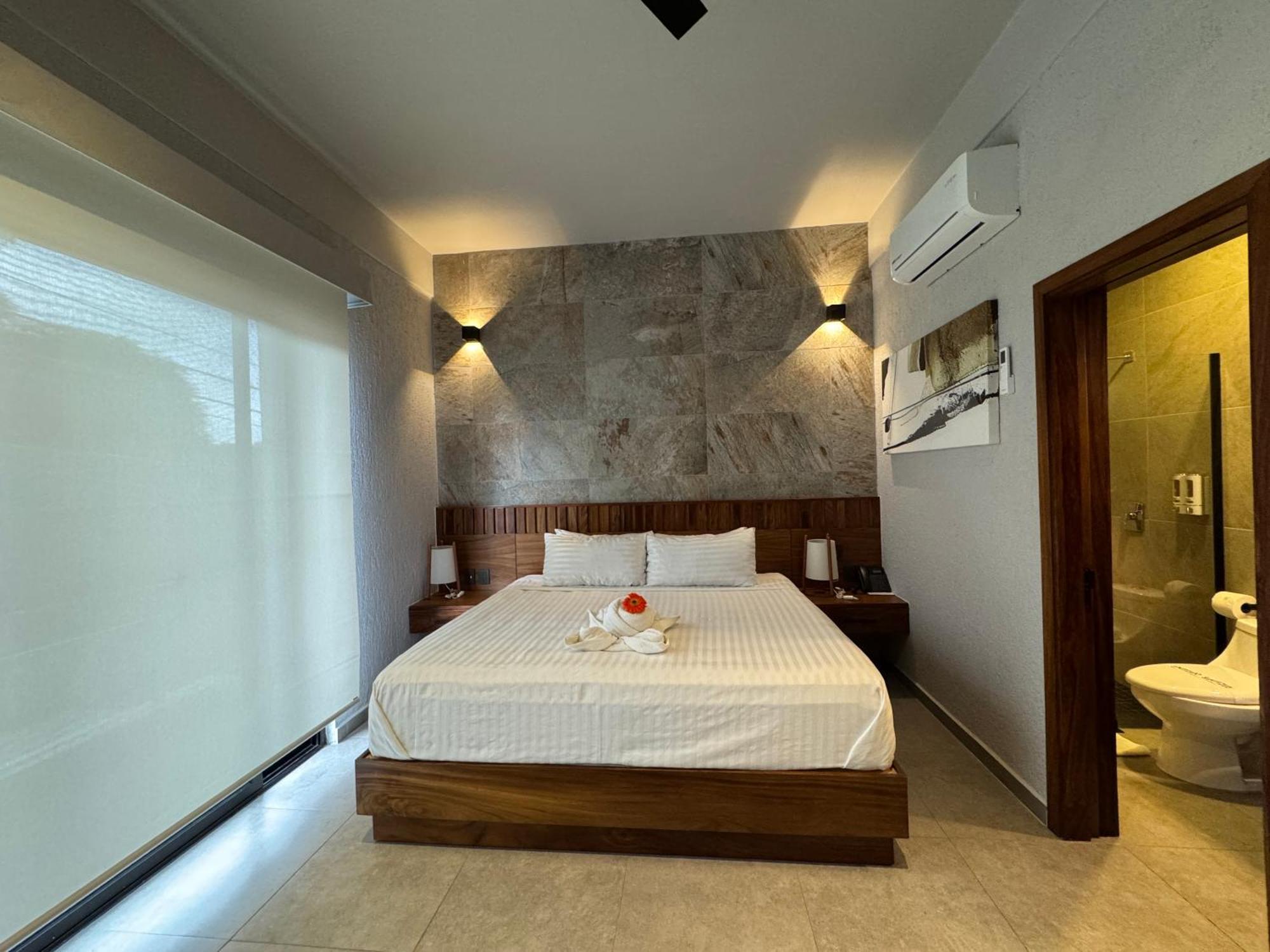 Sophie Boutique Hotel 4*