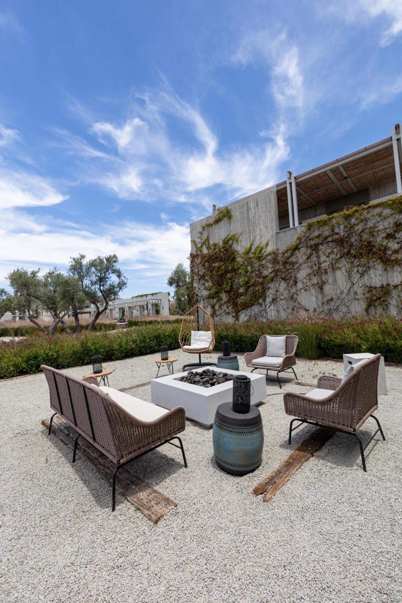 Andana Winery & 4*