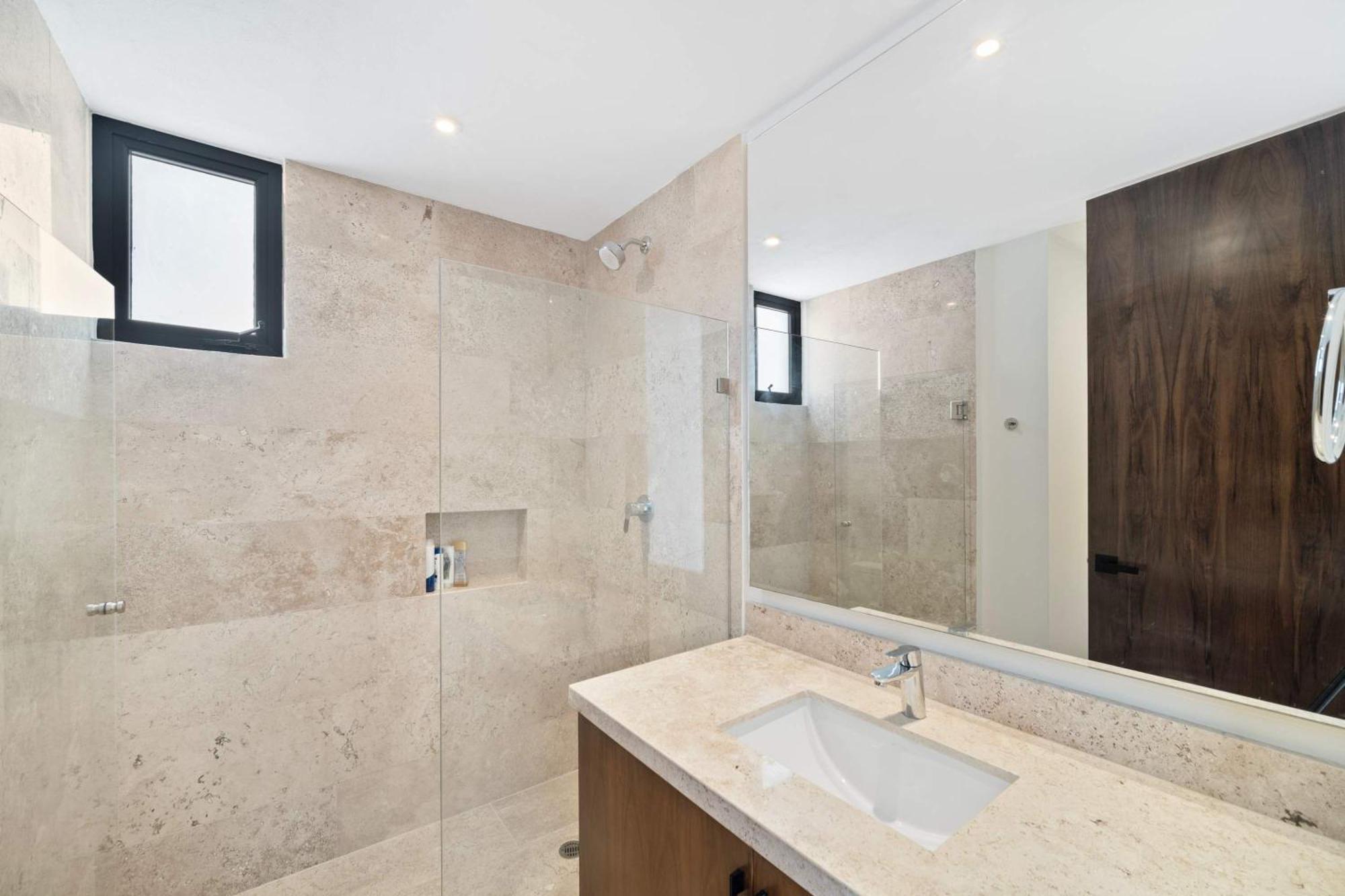 Siela 4 Bedroom Beachfront Apartment