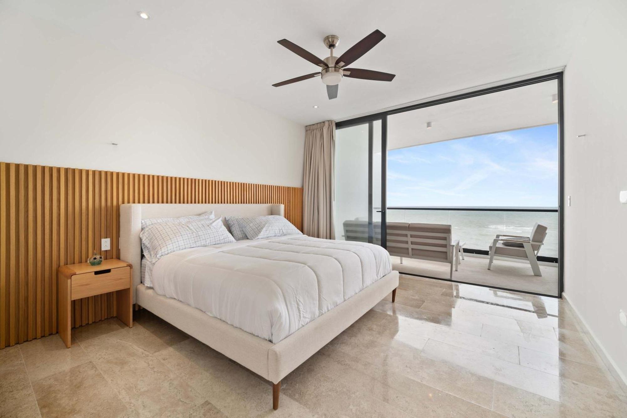 Siela 4 Bedroom Beachfront Apartment