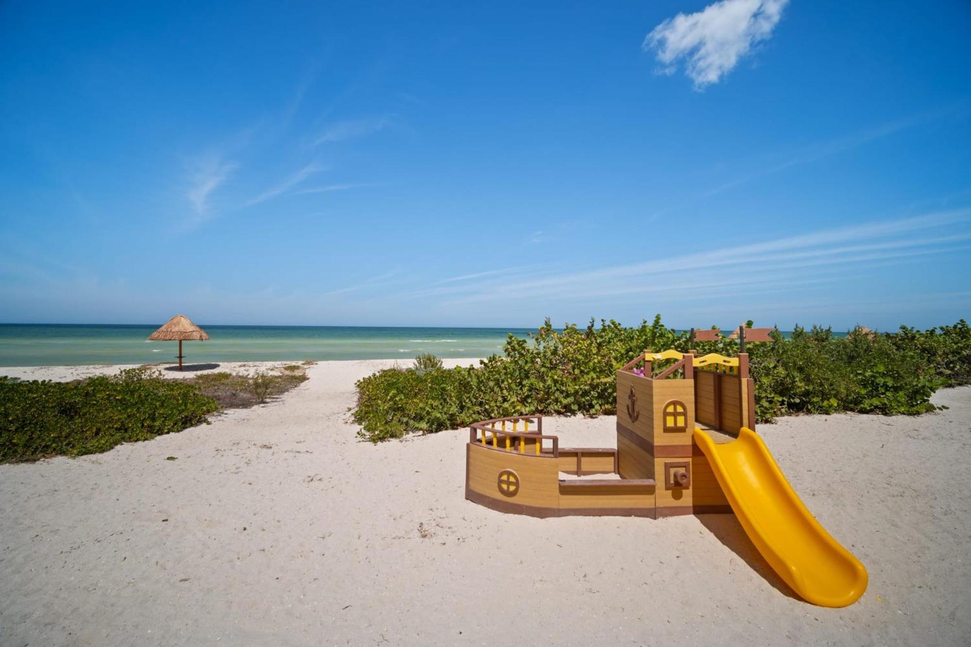 Apartment Siela 4 Bedroom Beachfront *