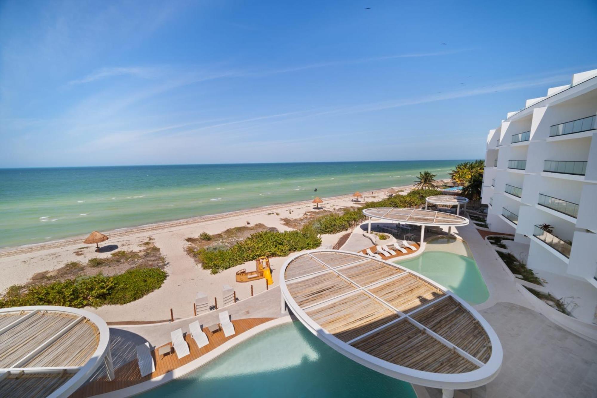 Siela 4 Bedroom Beachfront *