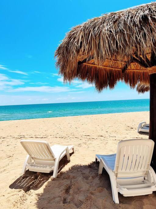 Encantame Towers Velero C302 Playa Encanto