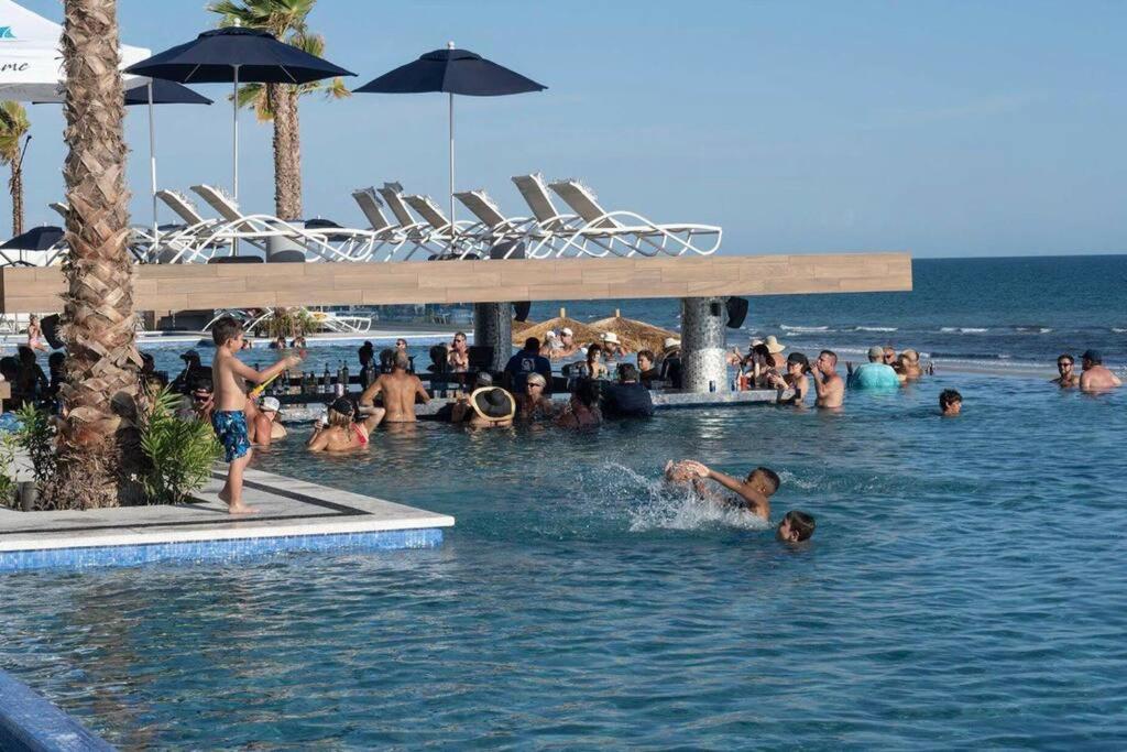 Encantame Towers Velero C302 Playa Encanto