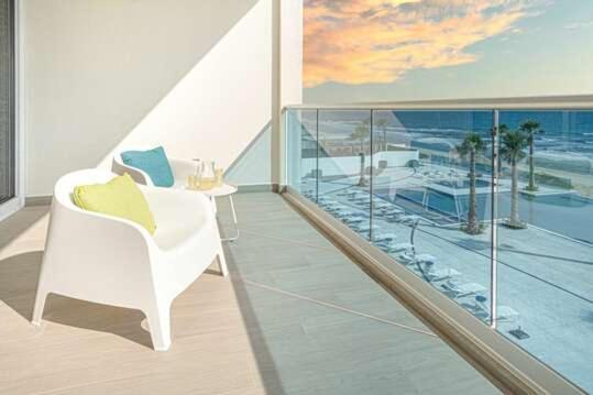 Encantame Towers Velero C302 Aparthotel Playa Encanto