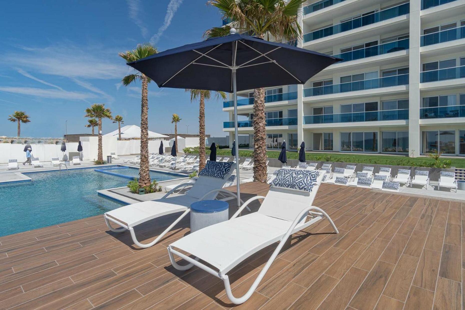Encantame Towers Velero C302