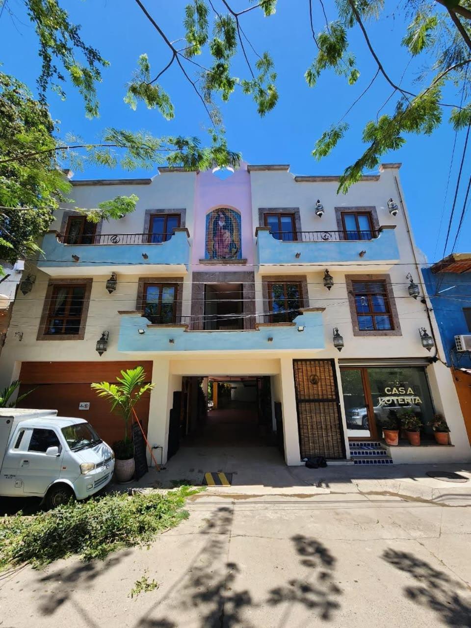 Casa Loteria: Colorful Family Retreat With Pool In Pueblito Sayulita