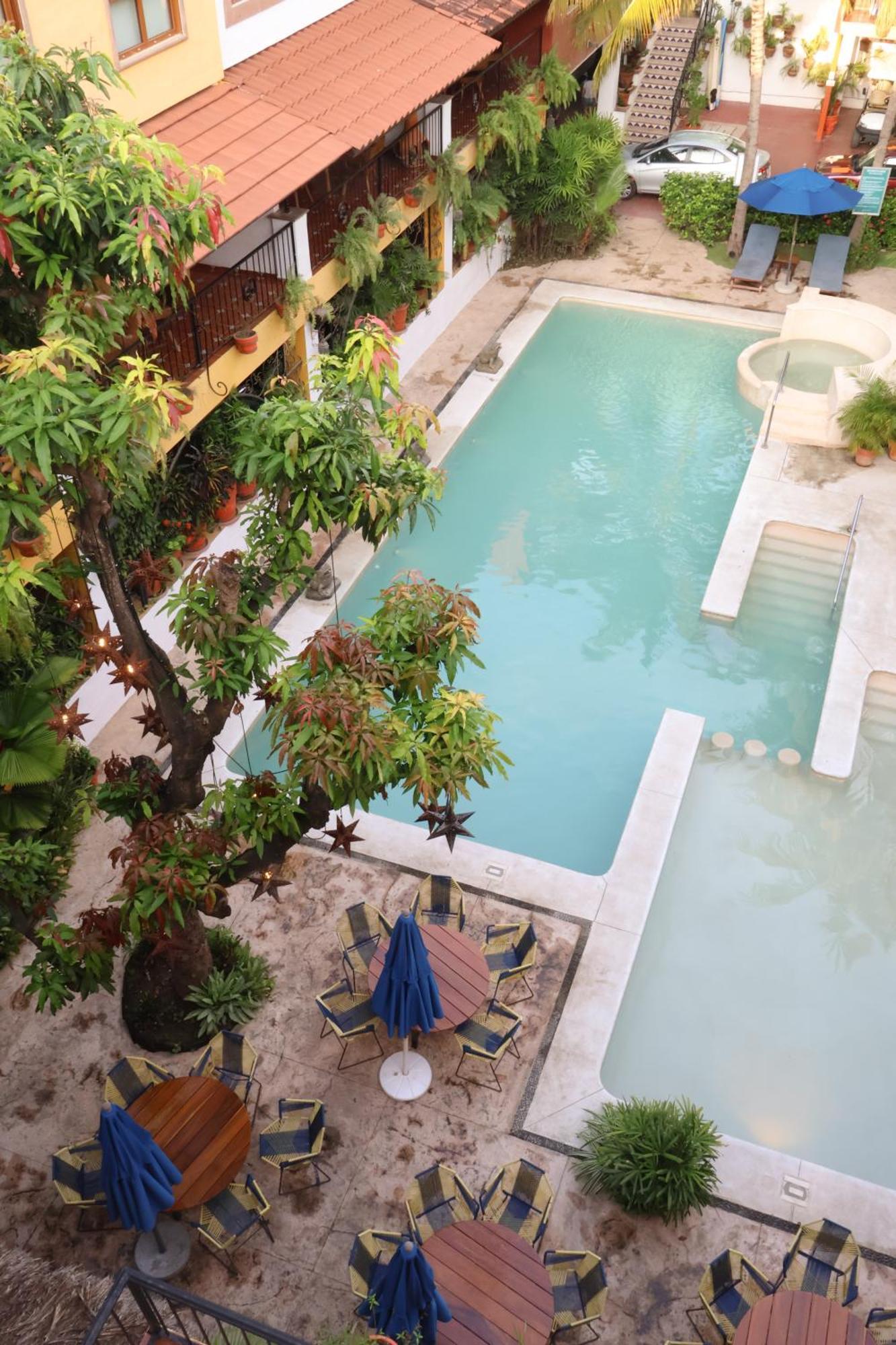 Casa Loteria: Colorful Family Retreat With Pool In Pueblito Sayulita