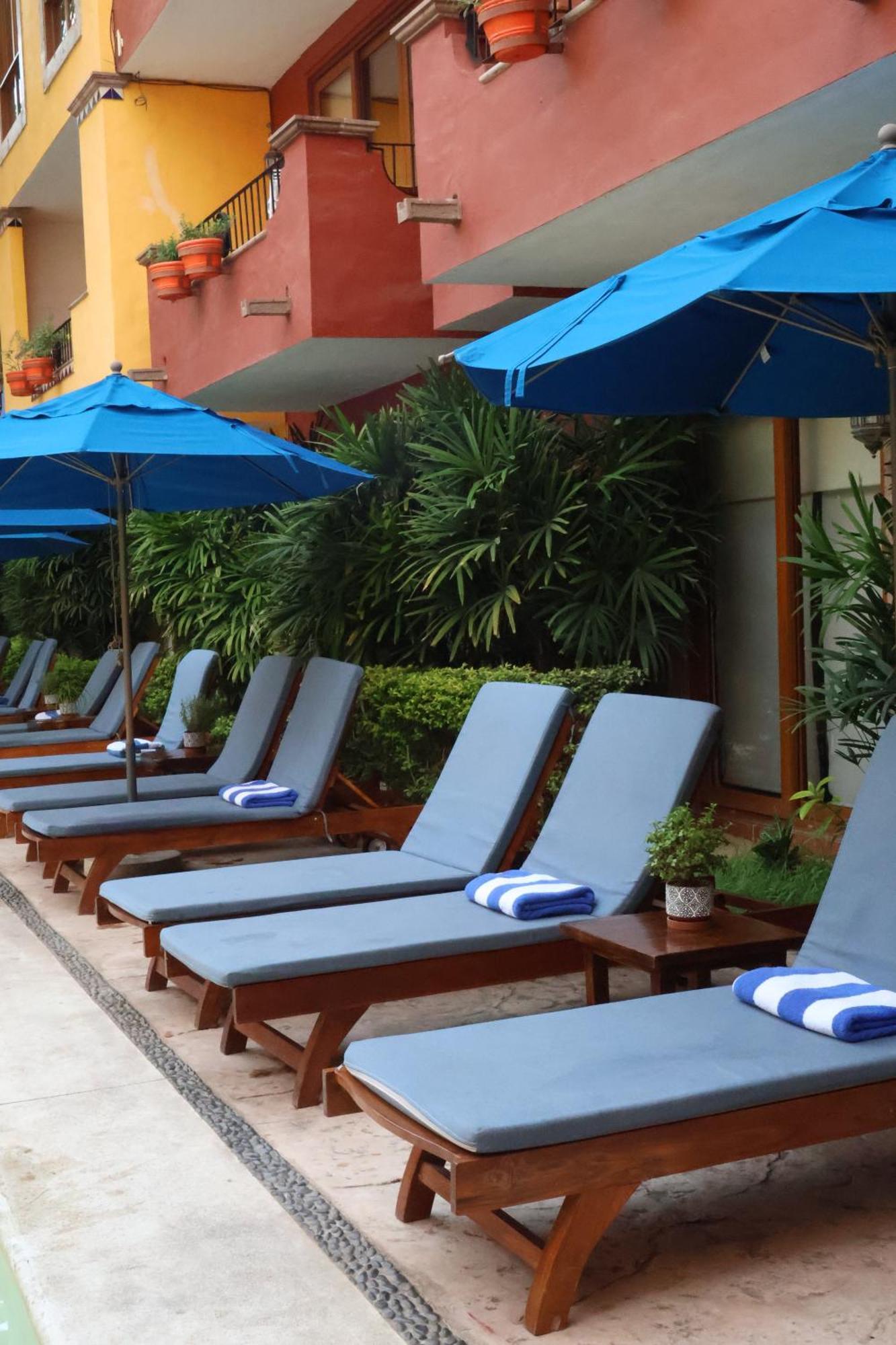 Hotel Casa Loteria: Colorful Family Retreat With Pool In Pueblito Sayulita