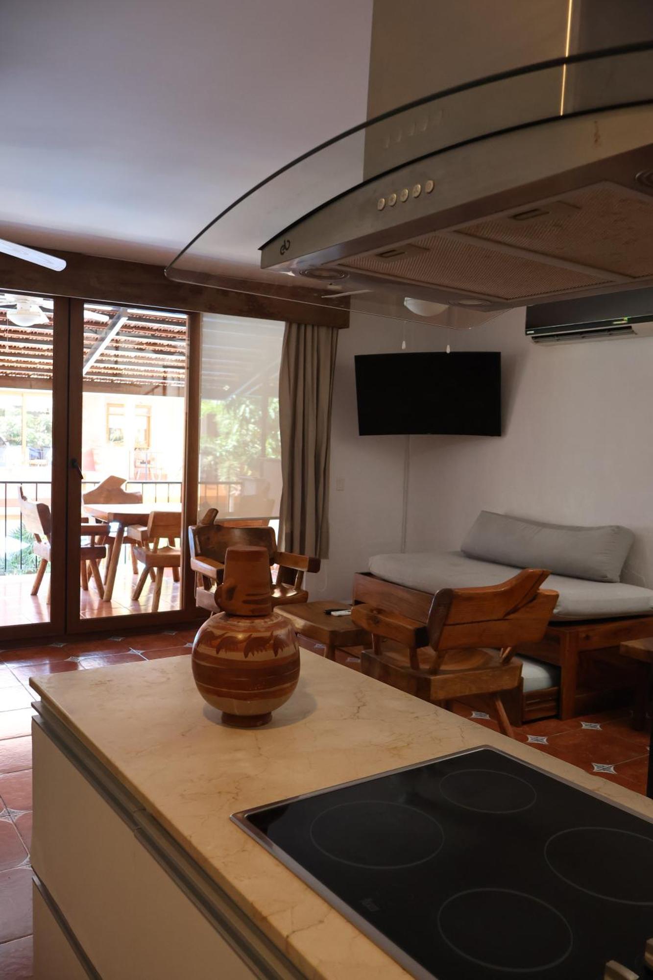 Hotel Casa Loteria: Colorful Family Retreat With Pool In Pueblito 4*