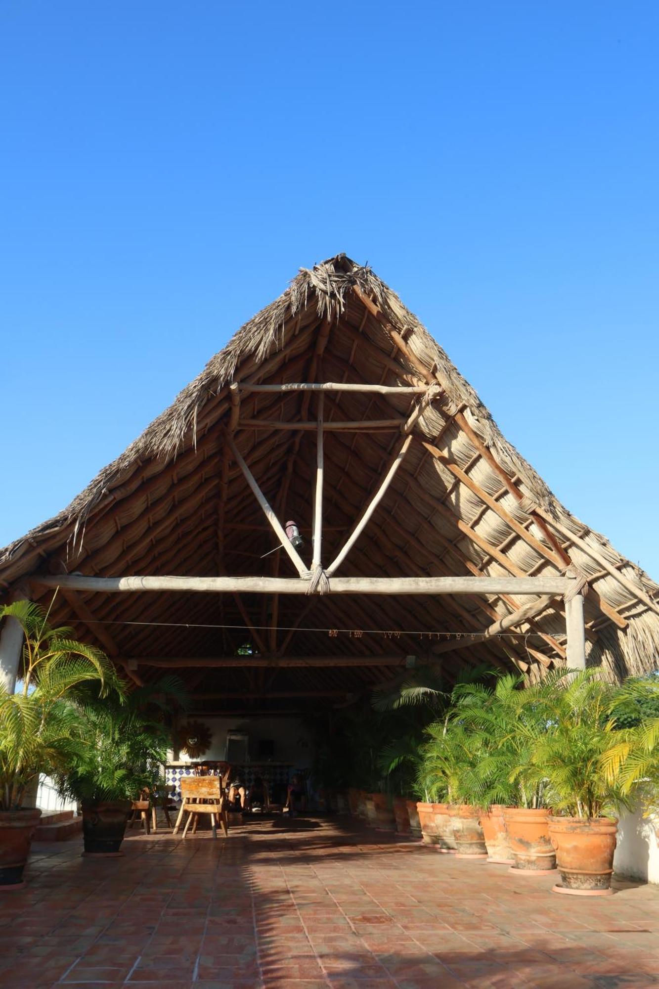 Casa Loteria: Colorful Family Retreat With Pool In Pueblito 4*