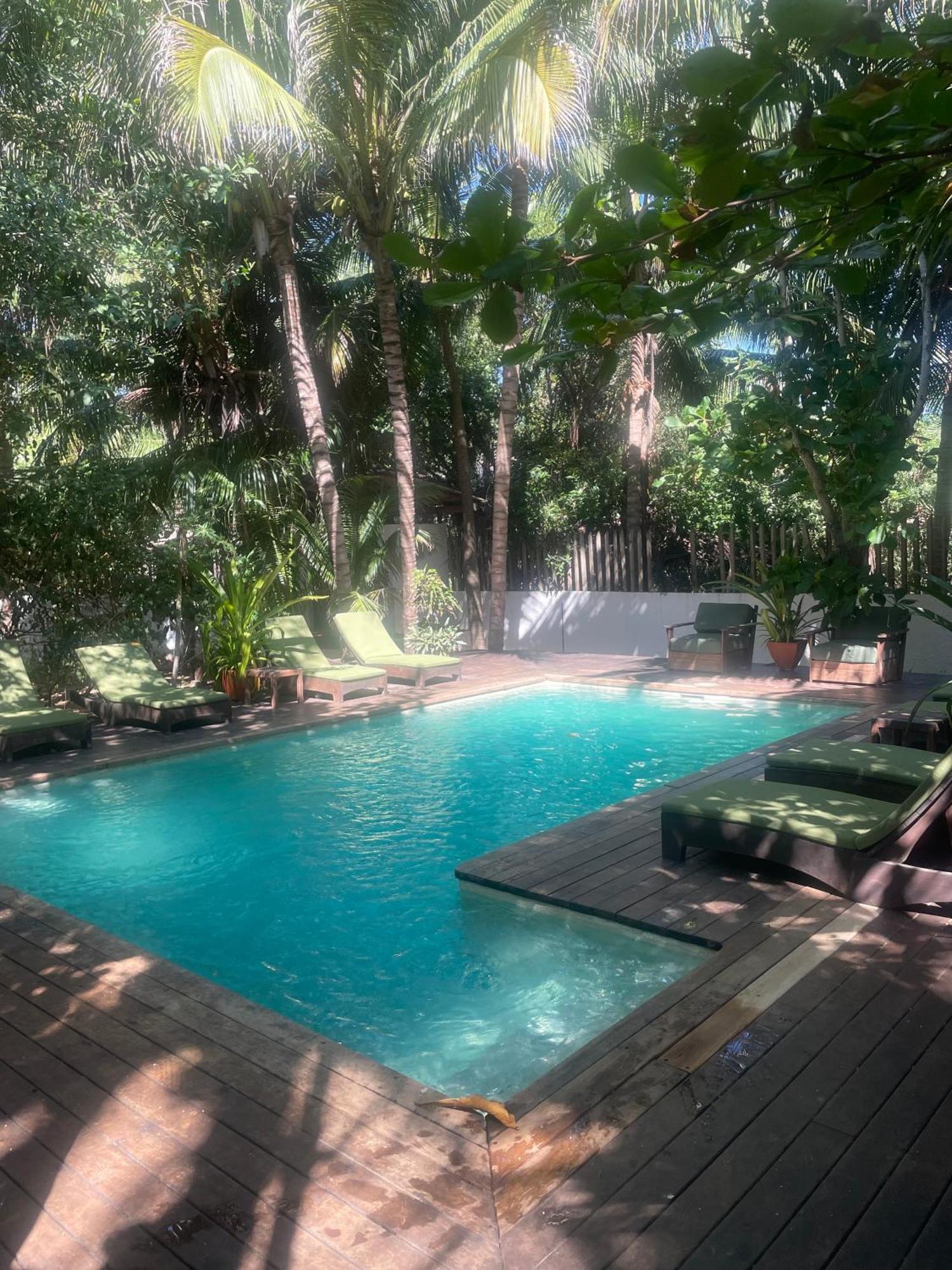 Hotel Descalzo Zipolite