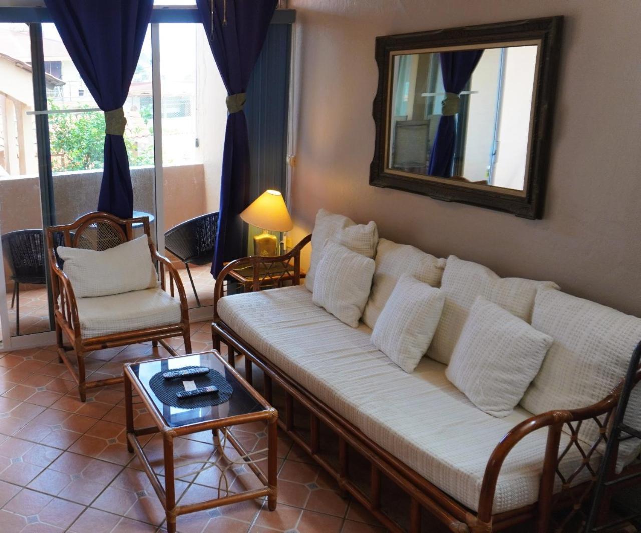 Aparthotel La Casita De La Penita