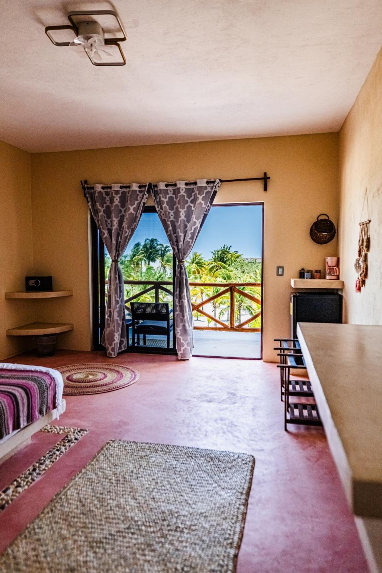 Hotel Atenea