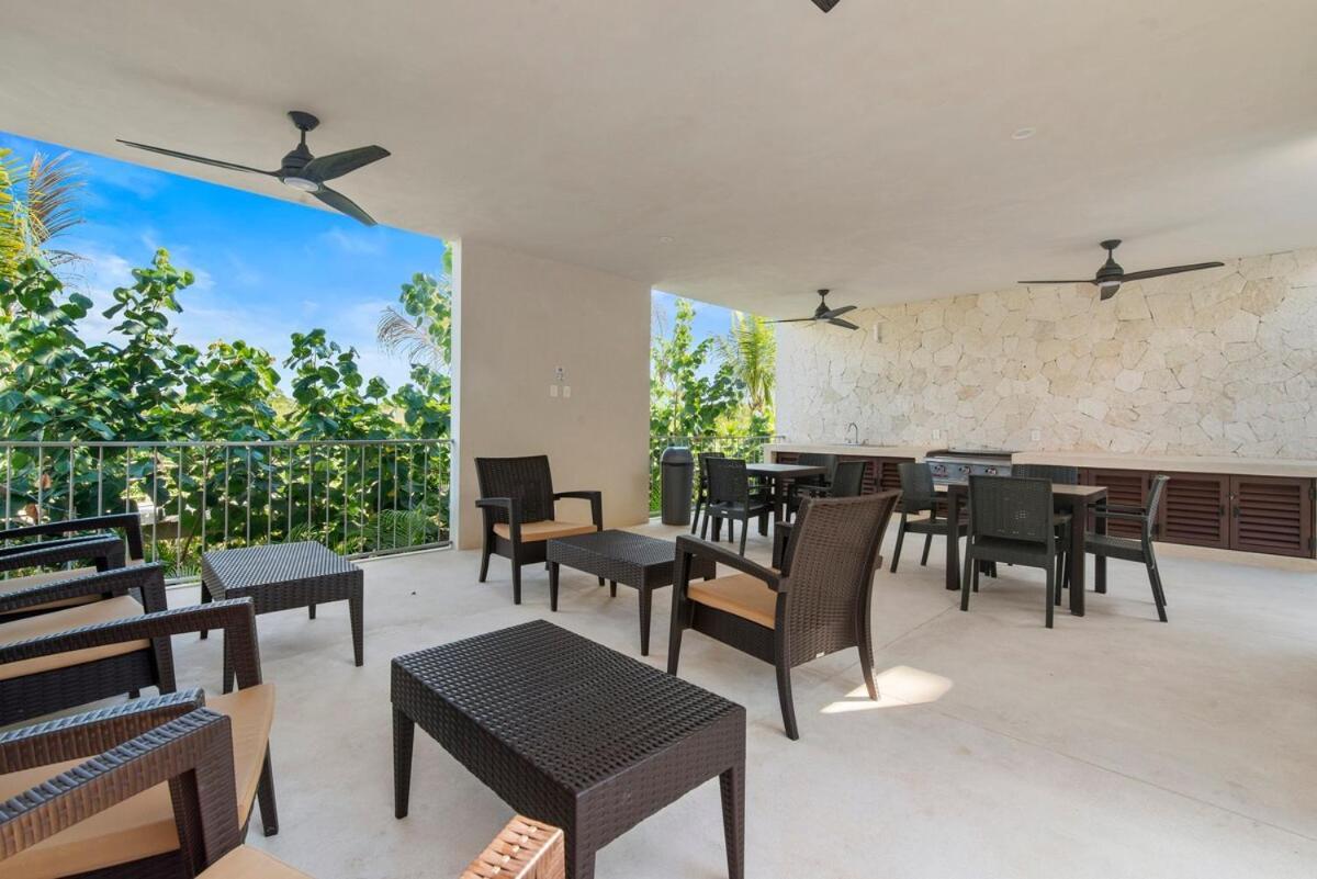 Seabreeze Private Hot Tub Access 11 Pools