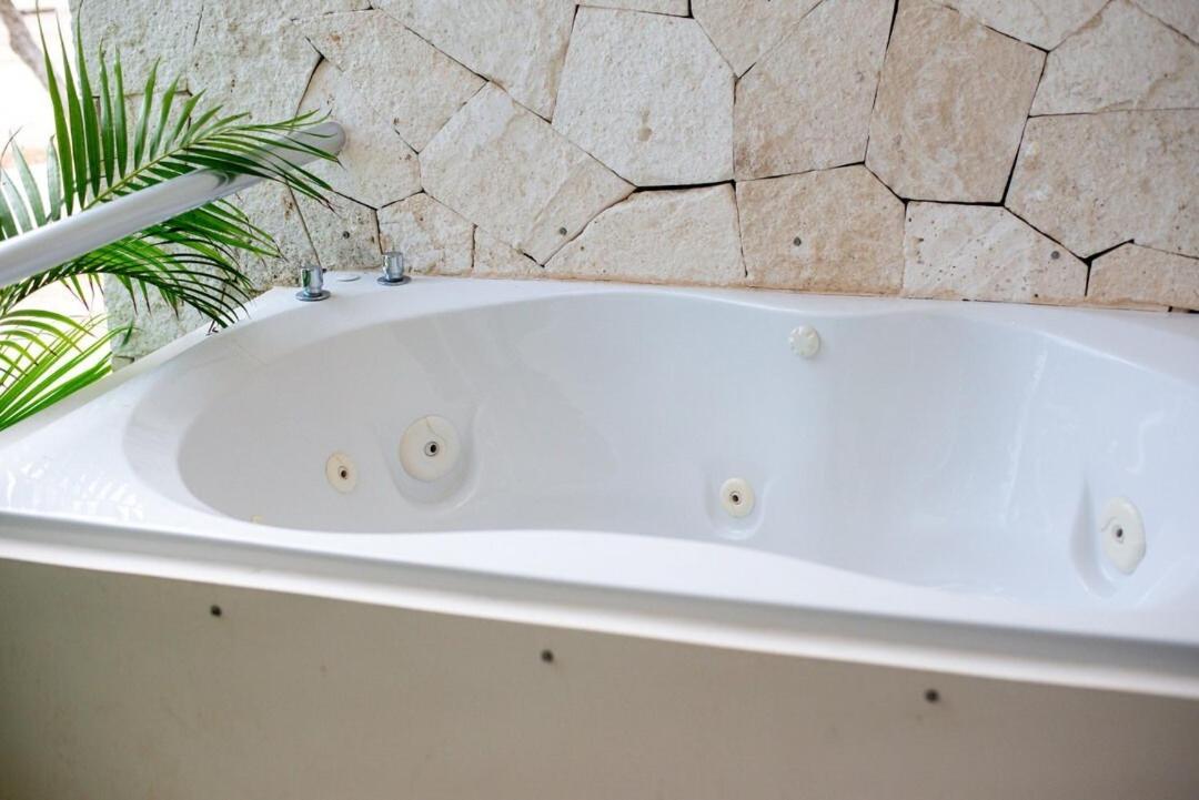 Seabreeze Private Hot Tub Access 11 Pools *