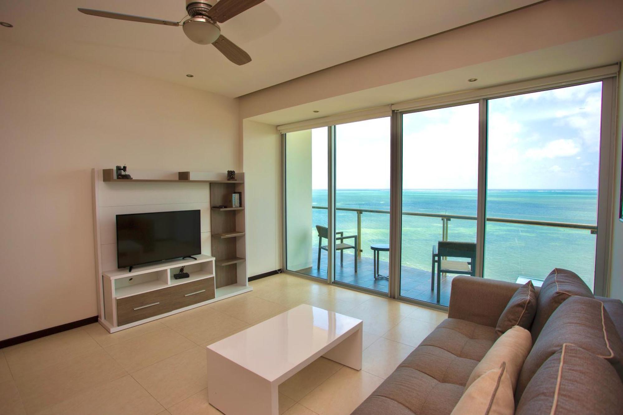 Apartment On The Beach! Infinity Pool *
