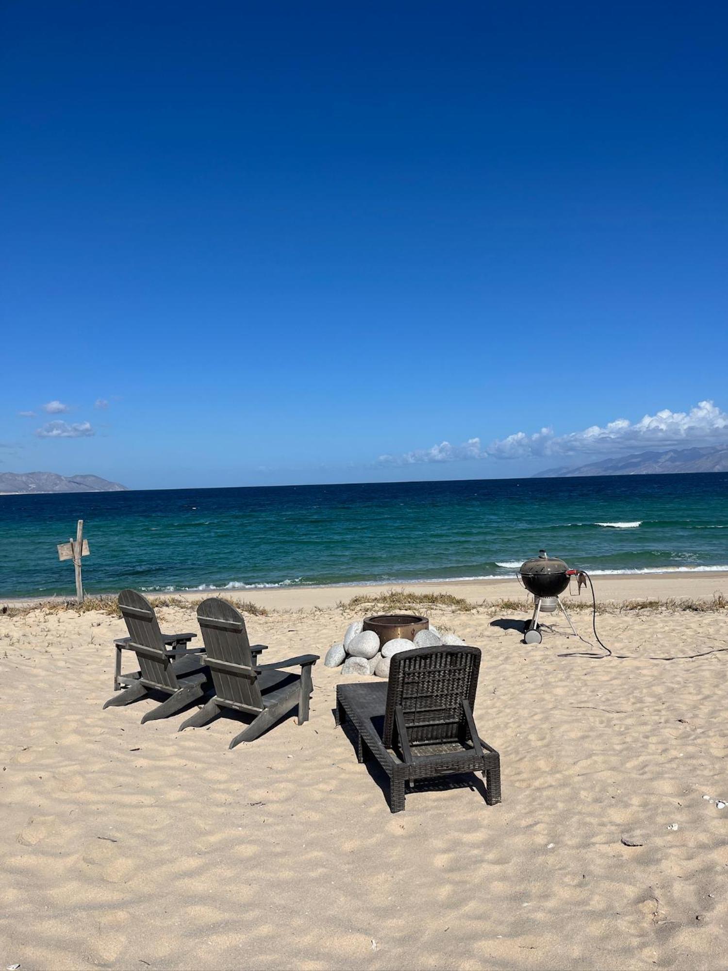 Beachfront With Jacuzzi Bahia Turquesa