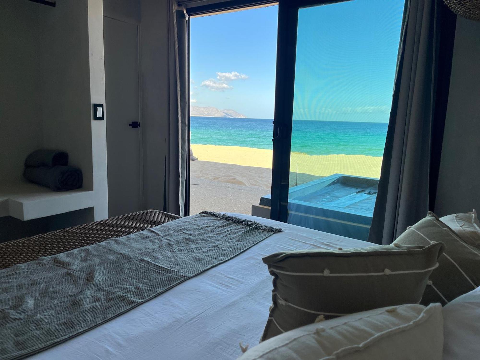 Apartment Beachfront With Jacuzzi Bahia Turquesa *