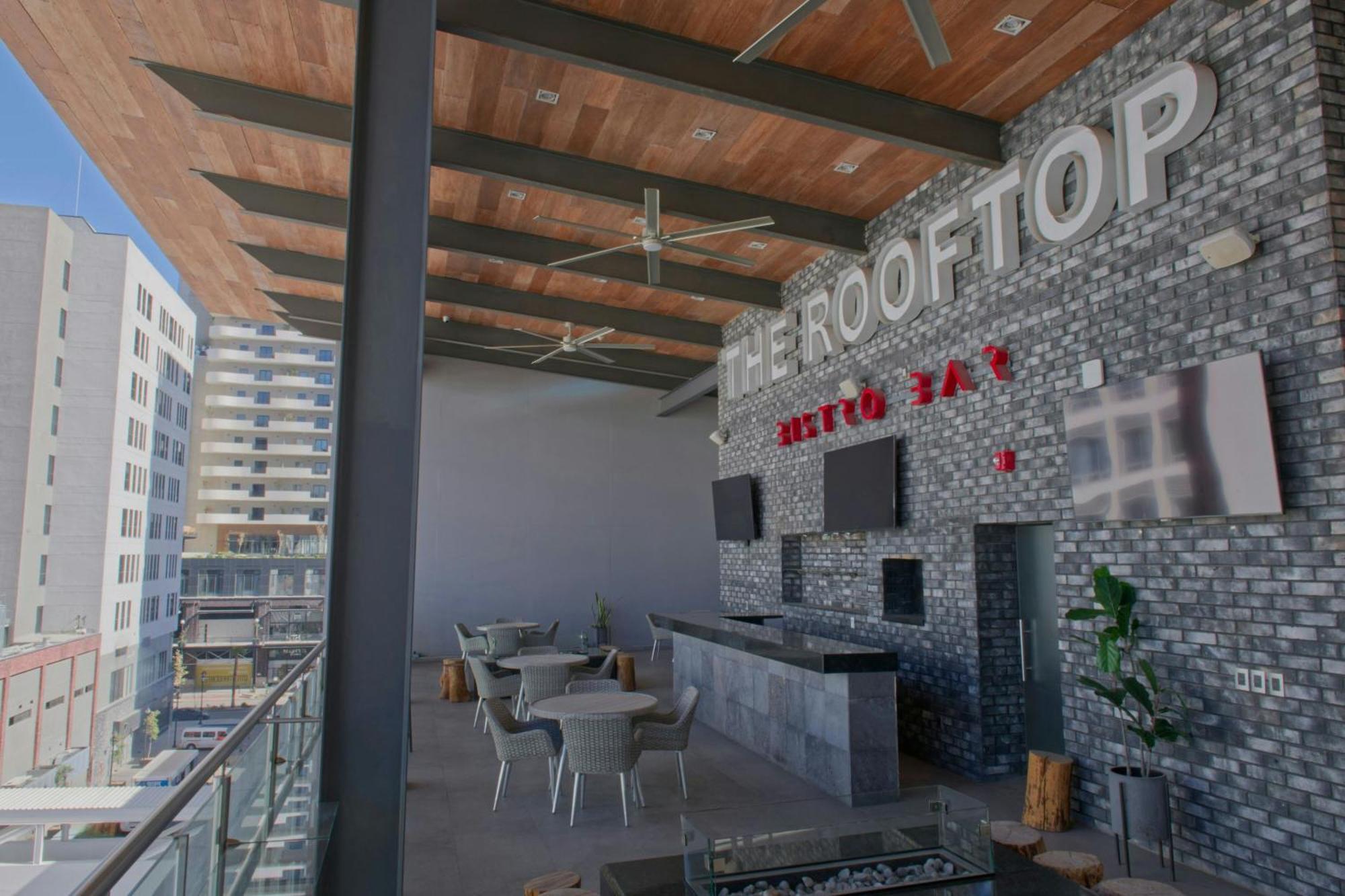 Hotel Four Points By Sheraton Uno 4*