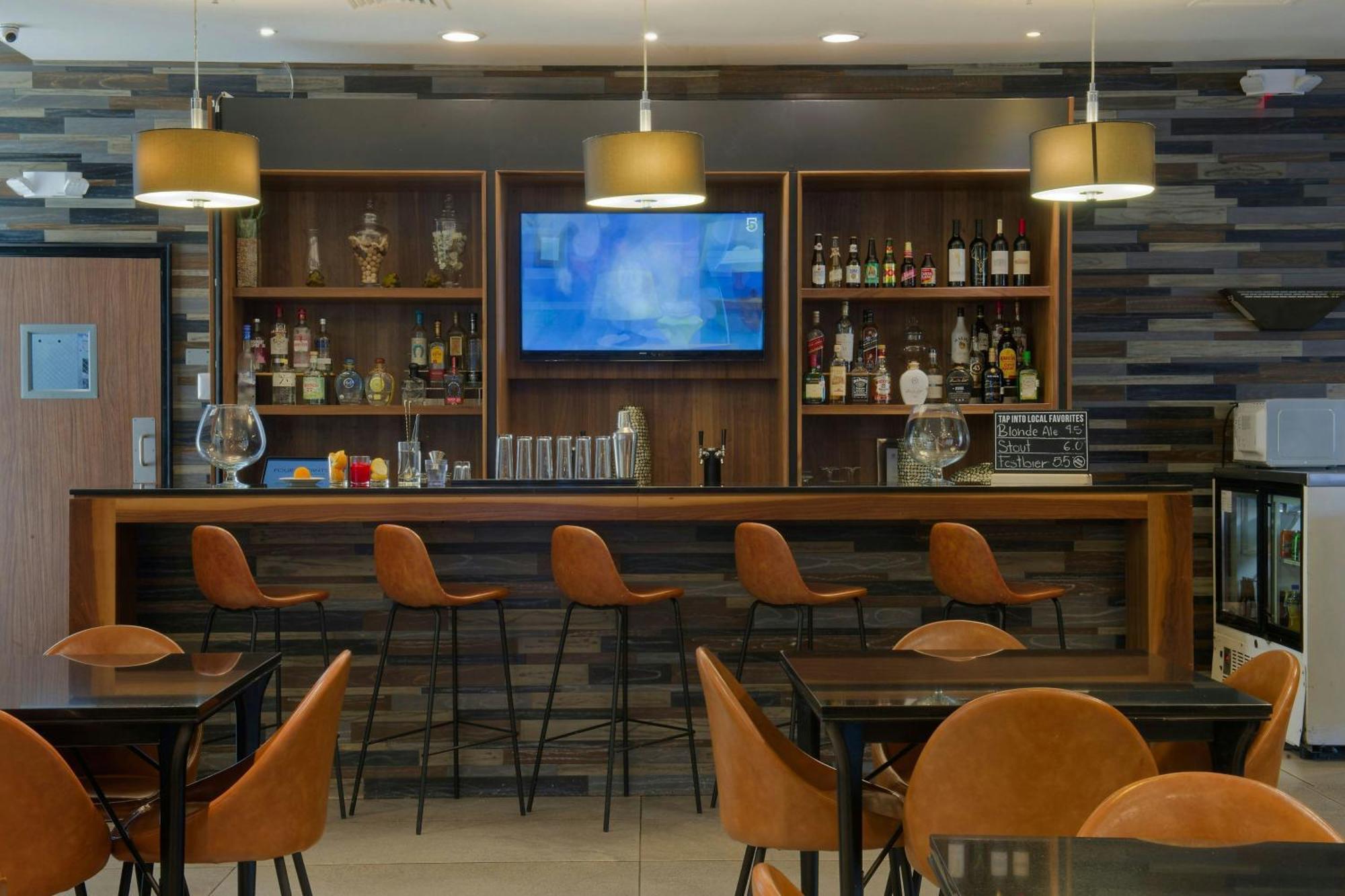 Hotel Four Points By Sheraton Uno 4*