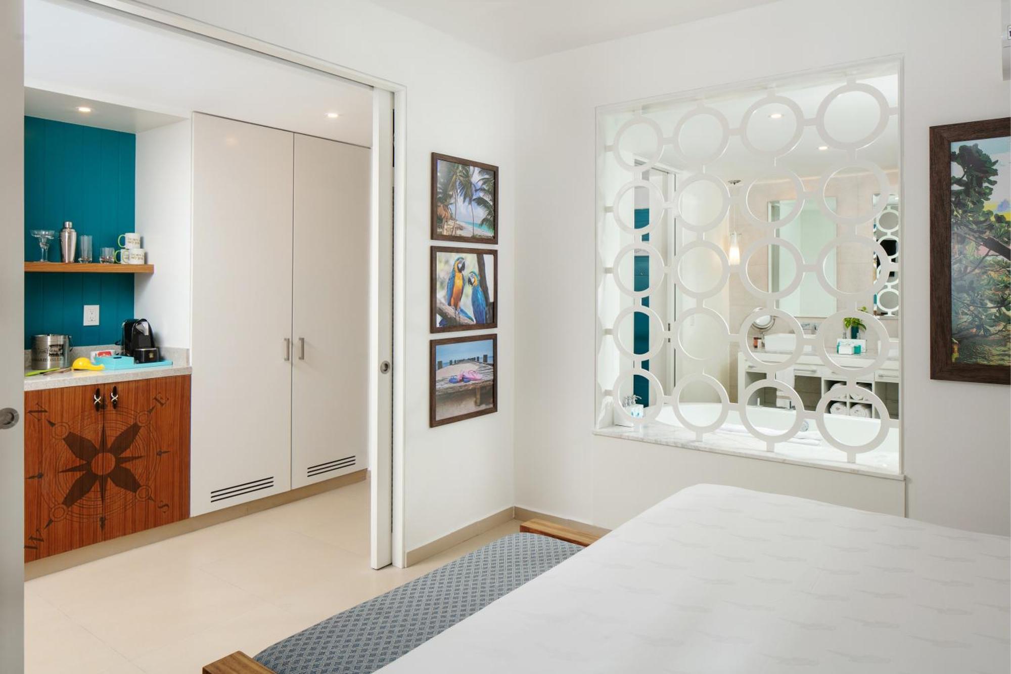 Resort Margaritaville Island Reserve Riviera Cancun - A Karisma Experience For (adults Only)