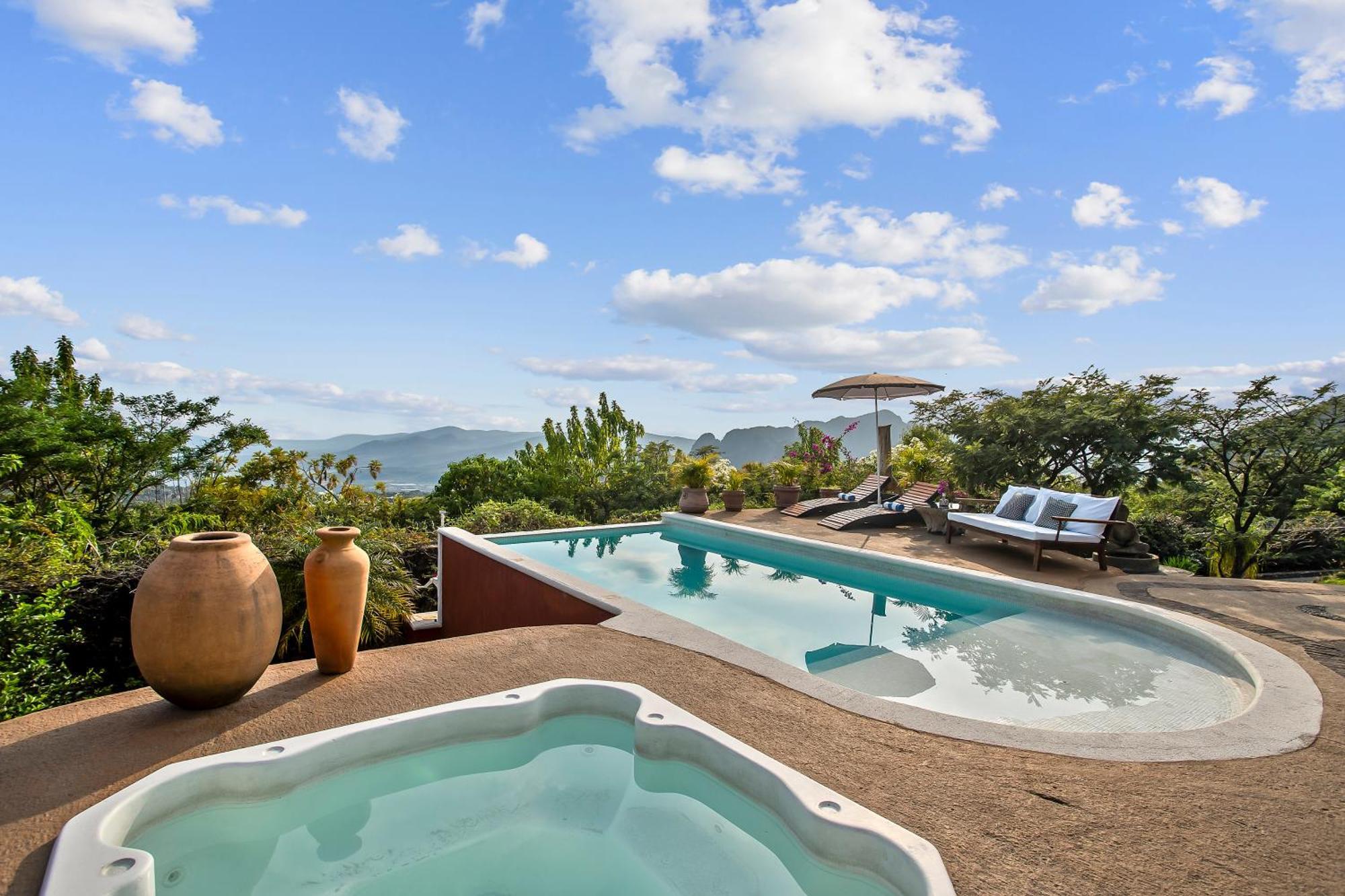 Holiday home Casanevo Luxury Retreat With Breathtaking Views Pool And Hot Tub On 40000 Sq Ft