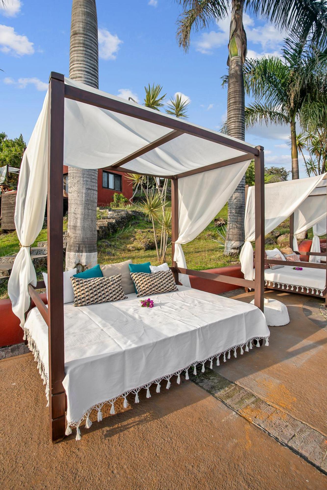Casanevo Luxury Retreat With Breathtaking Views Pool And Hot Tub On 40000 Sq Ft