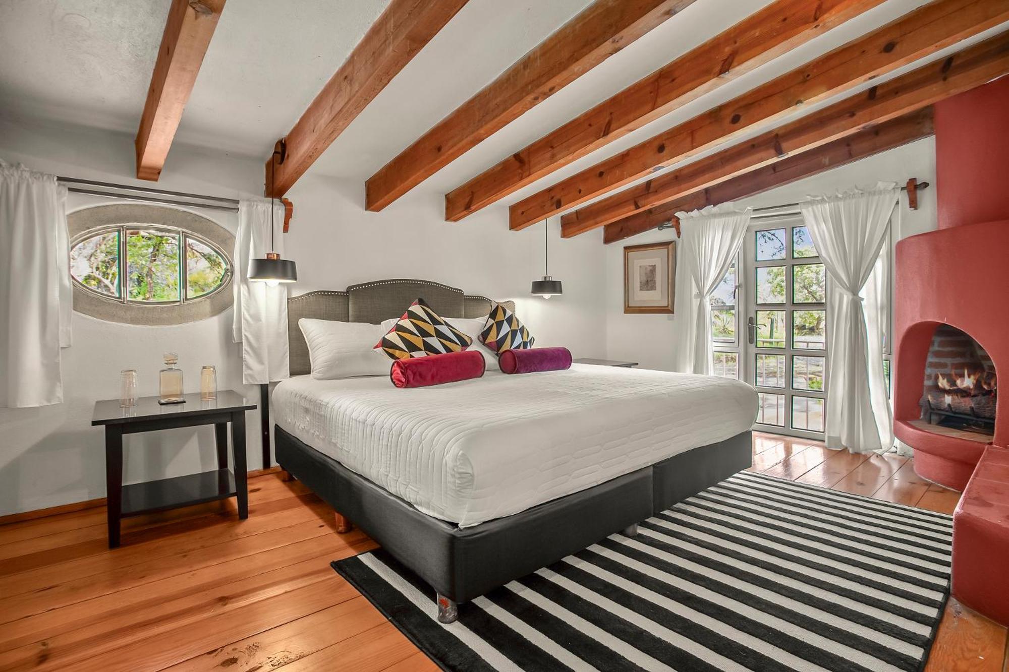 Casanevo Luxury Retreat With Breathtaking Views Pool And Hot Tub On 40000 Sq Ft Holiday home