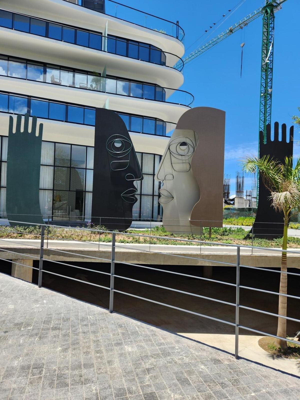 Beautiful 2bed 2bath In Cruz De Huanacaxt Apartment *