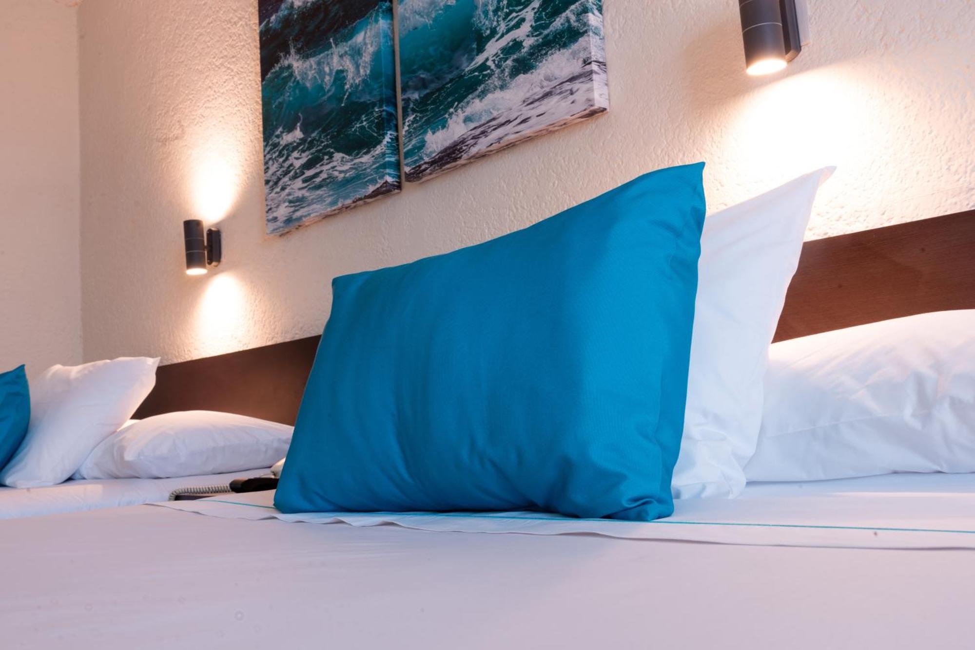 Howard Johnson By Wyndham Hotel