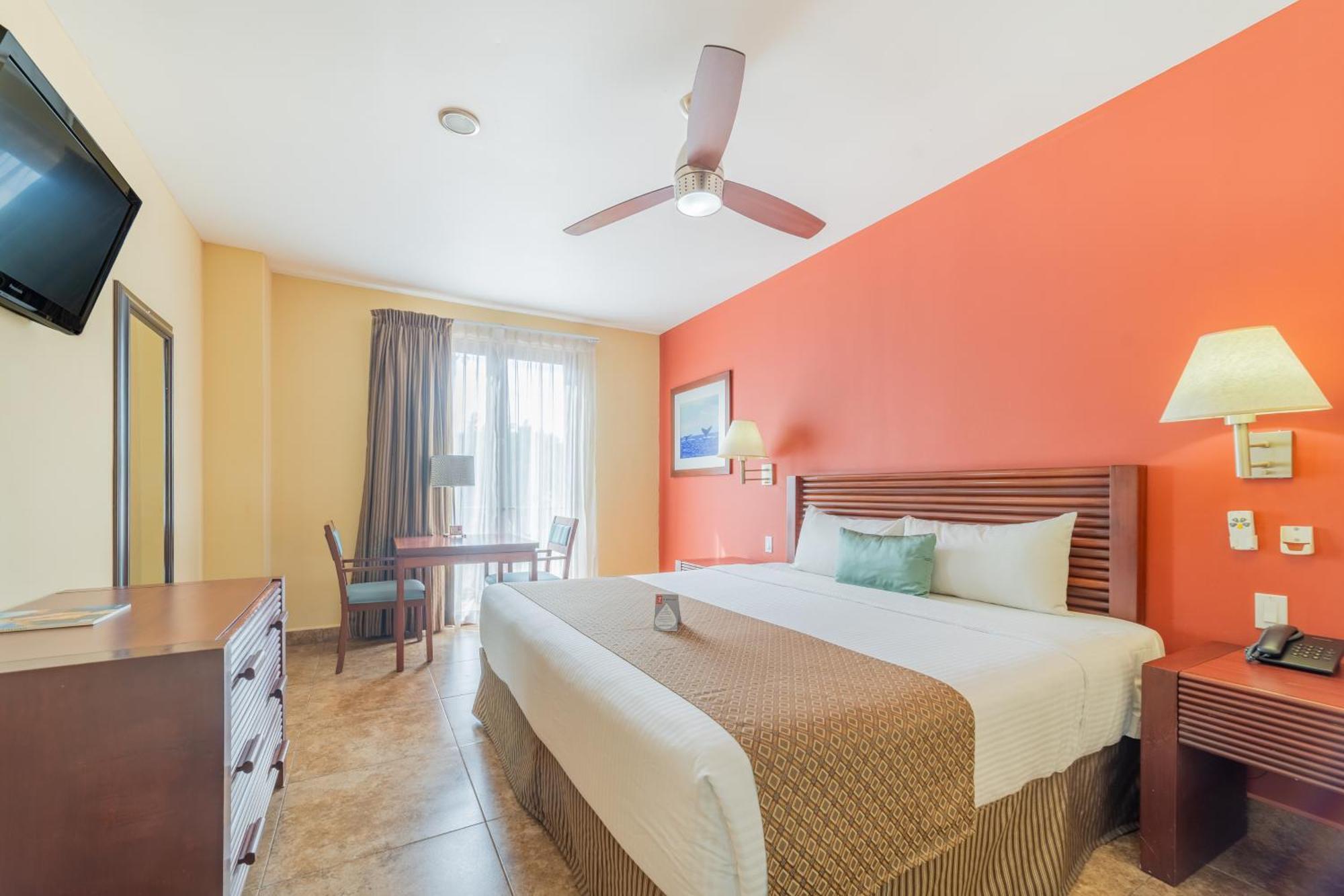 Hotel Seven Crown Centro Historico 4*