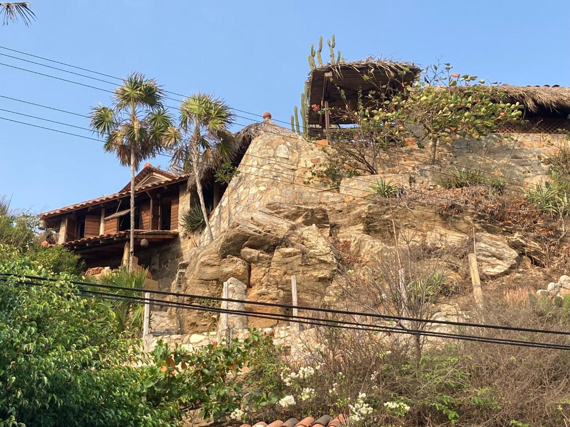 La Loma Linda, Bungalows, Yoga And Feldenkrais, Starlink Internet Hotel 2*