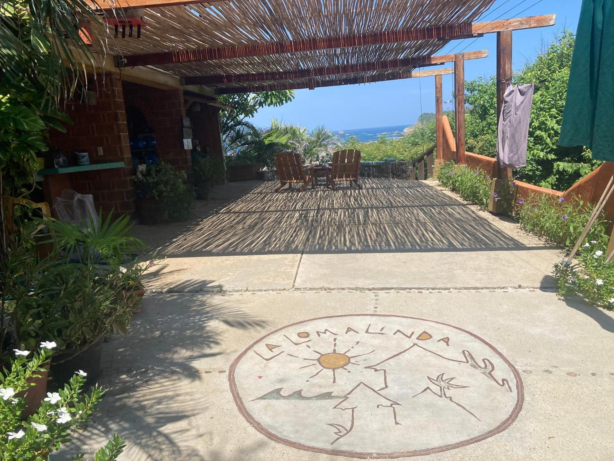 La Loma Linda, Bungalows, Yoga And Feldenkrais, Starlink Internet Zipolite