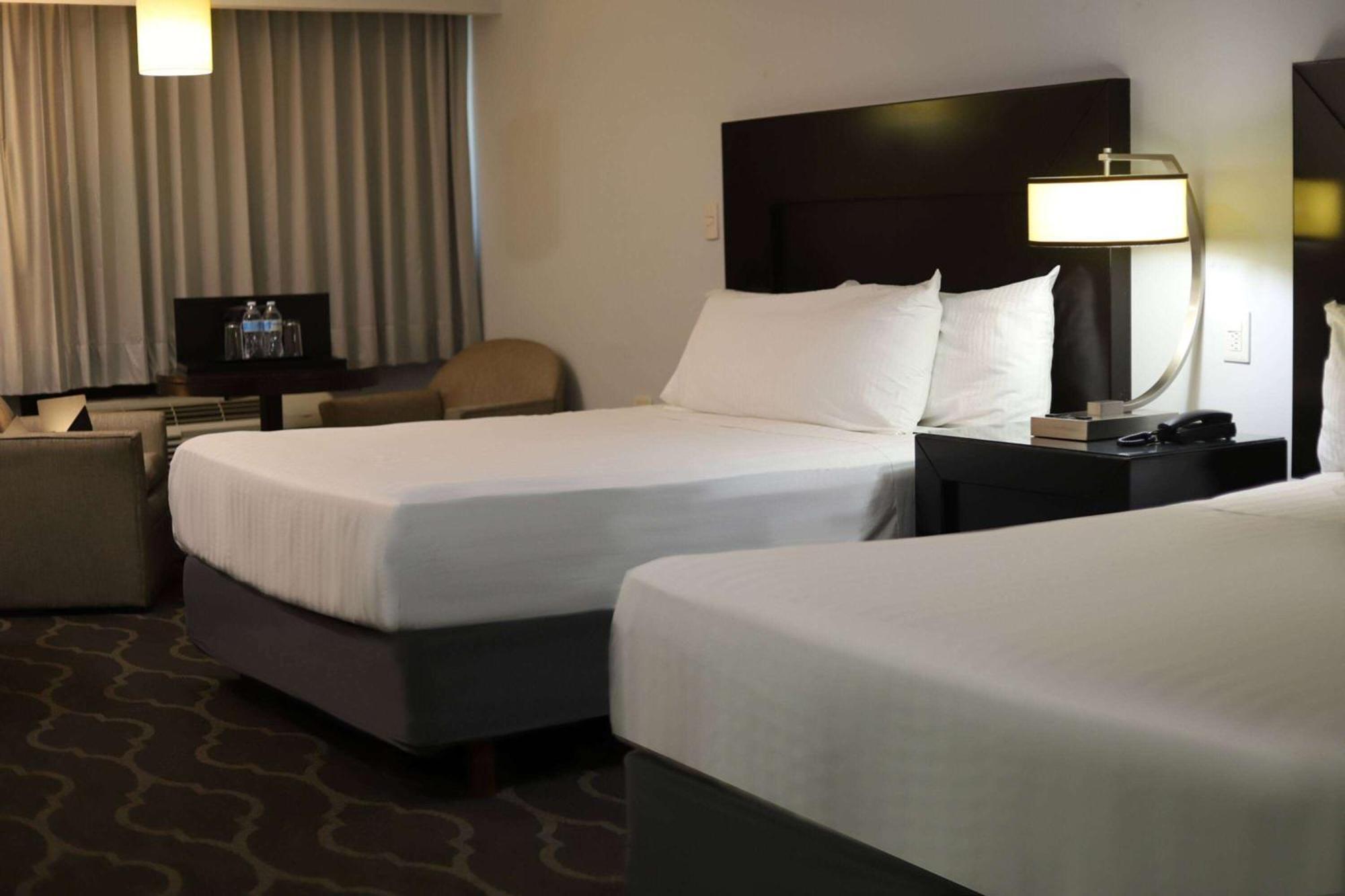 Hotel Wyndham Garden Mochis Plaza 5*