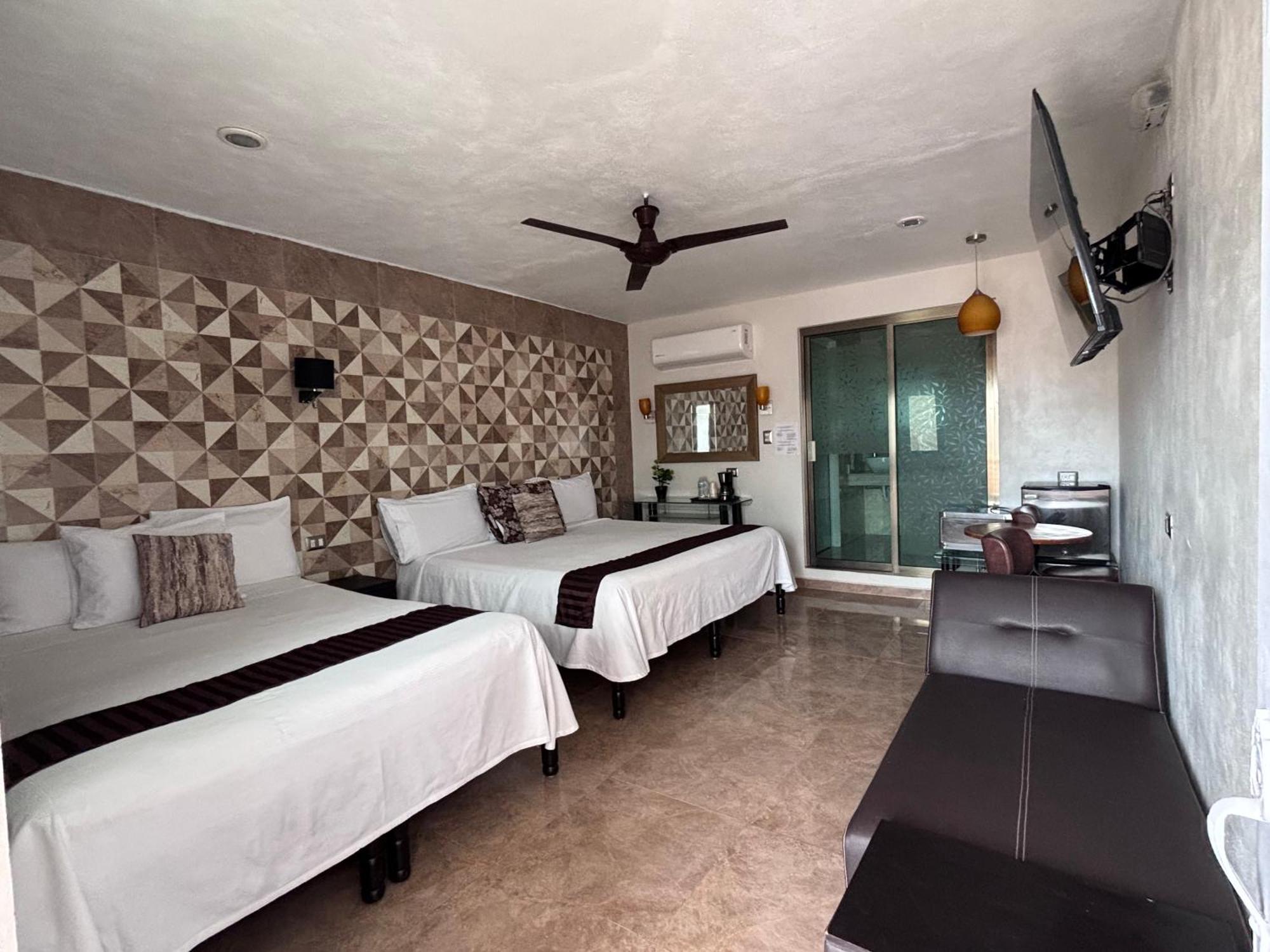 Mercy Hotel Rio Lagartos
