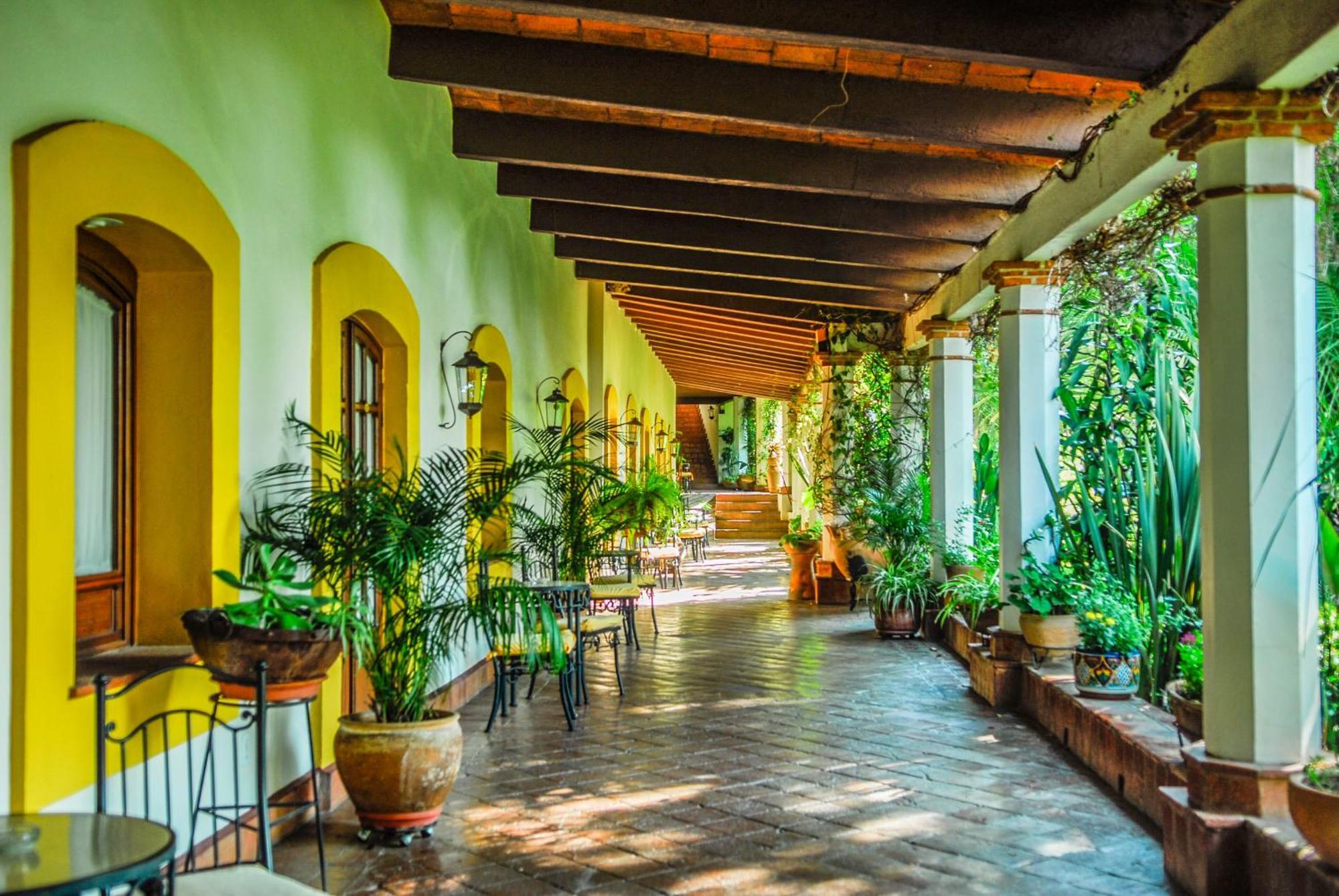 Hotel Hacienda Laureles